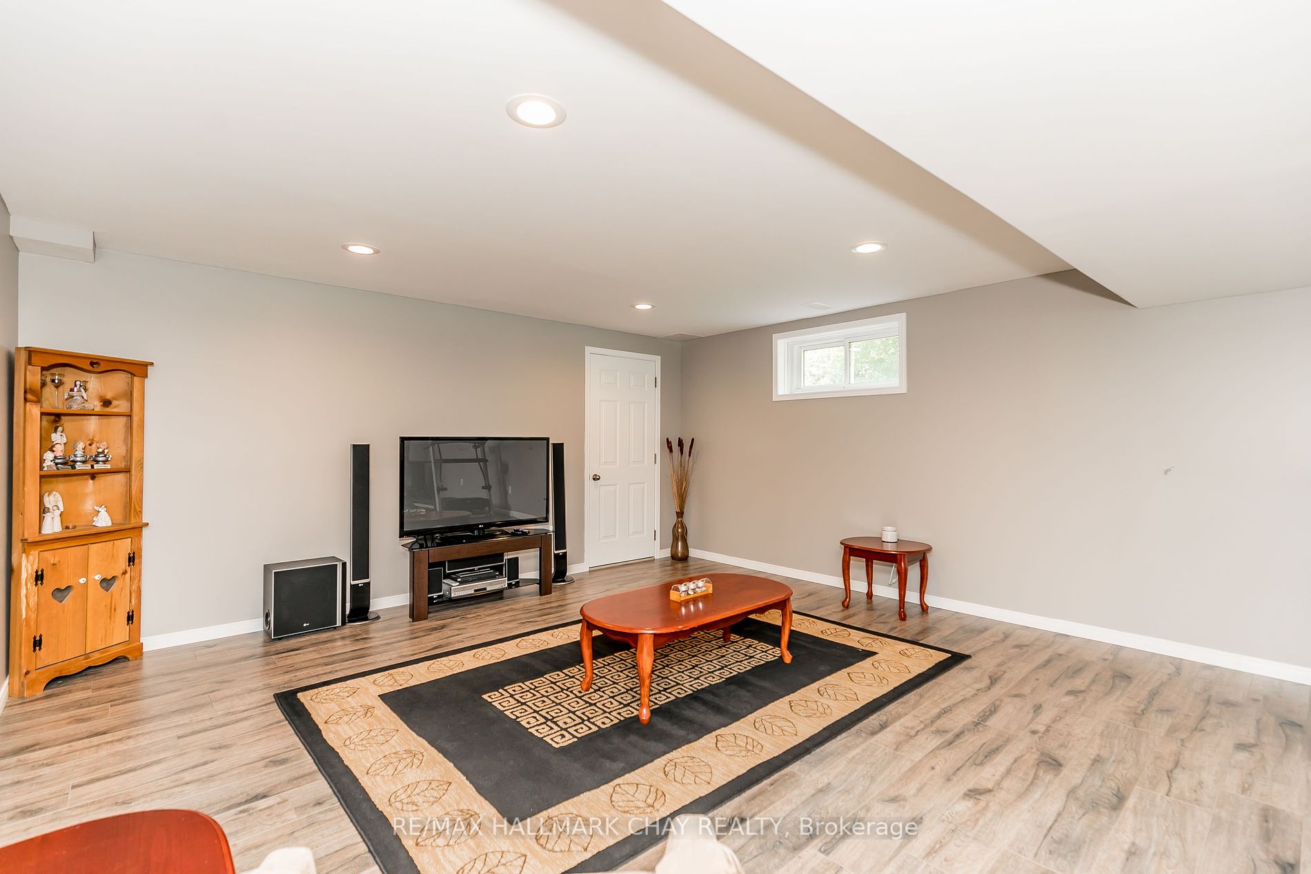 3516 Kirkfield Road