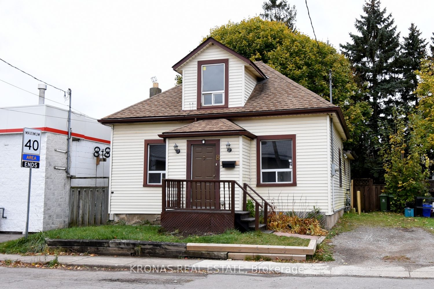8 Thorpe Street