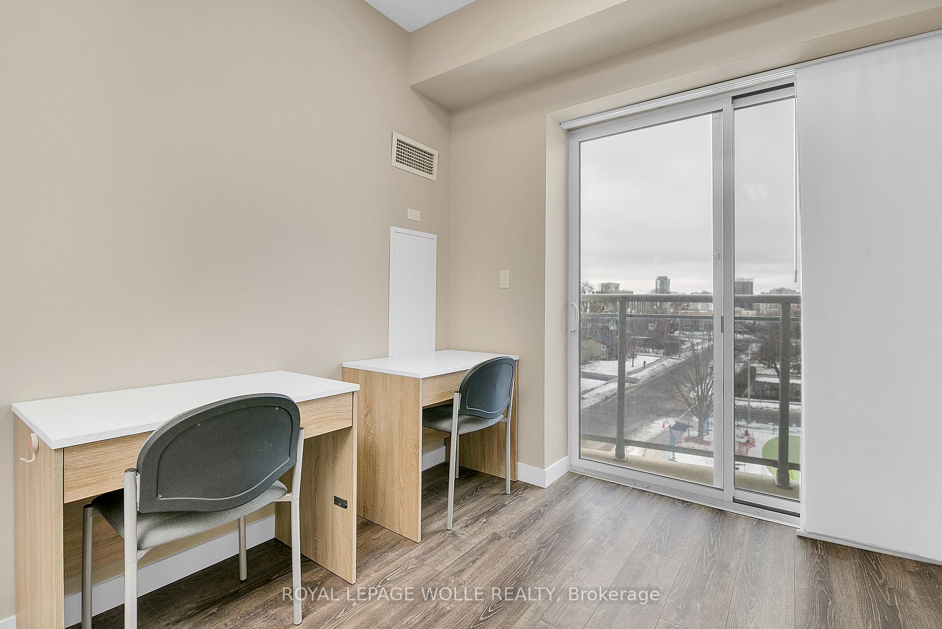 280 LESTER Street #404
