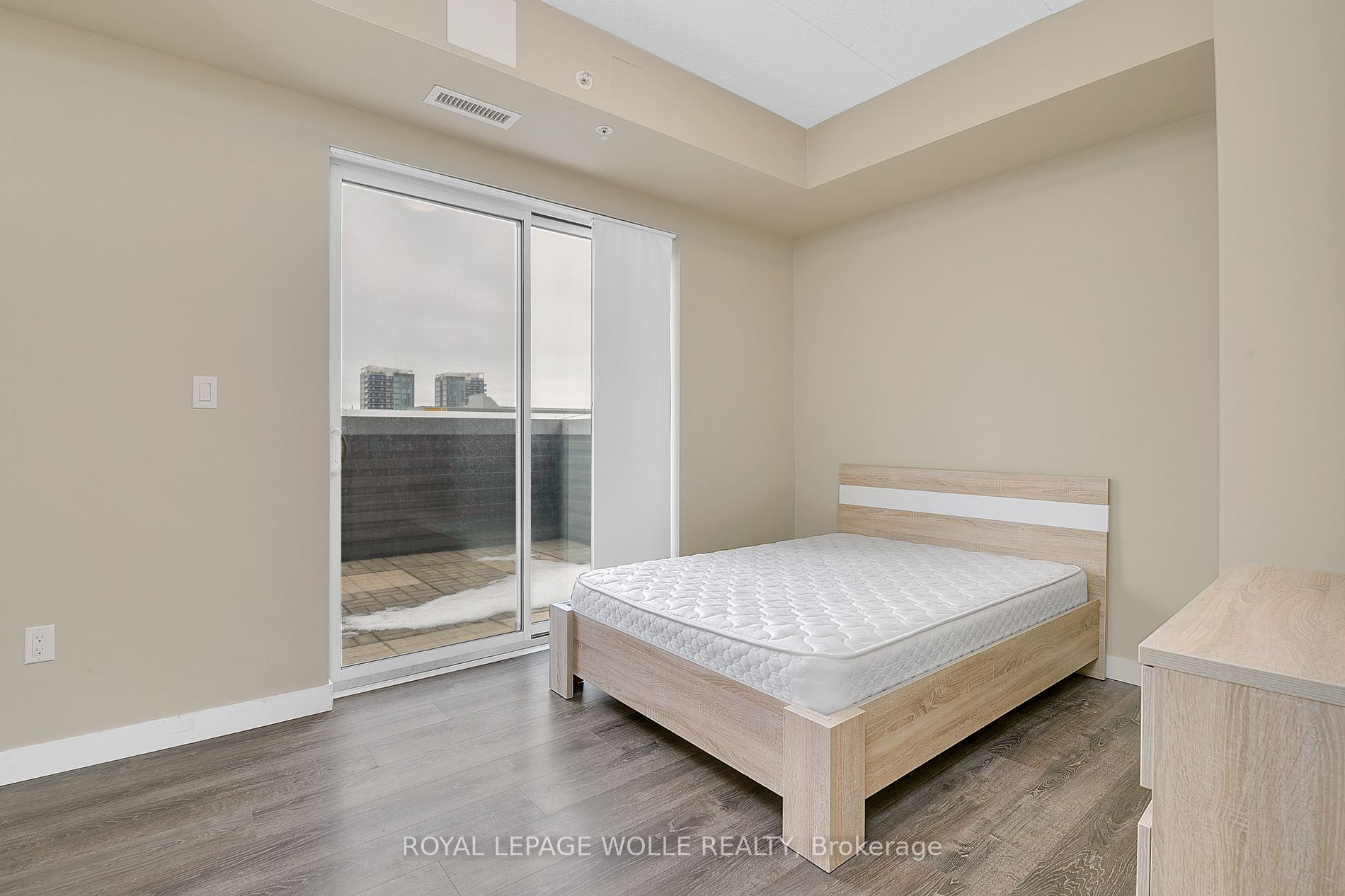 280 LESTER Street #404