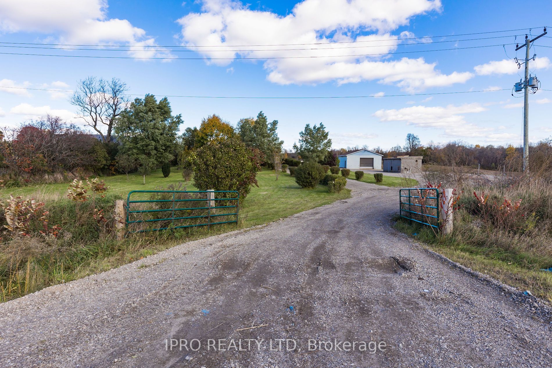1718 Highway 6 Rd E