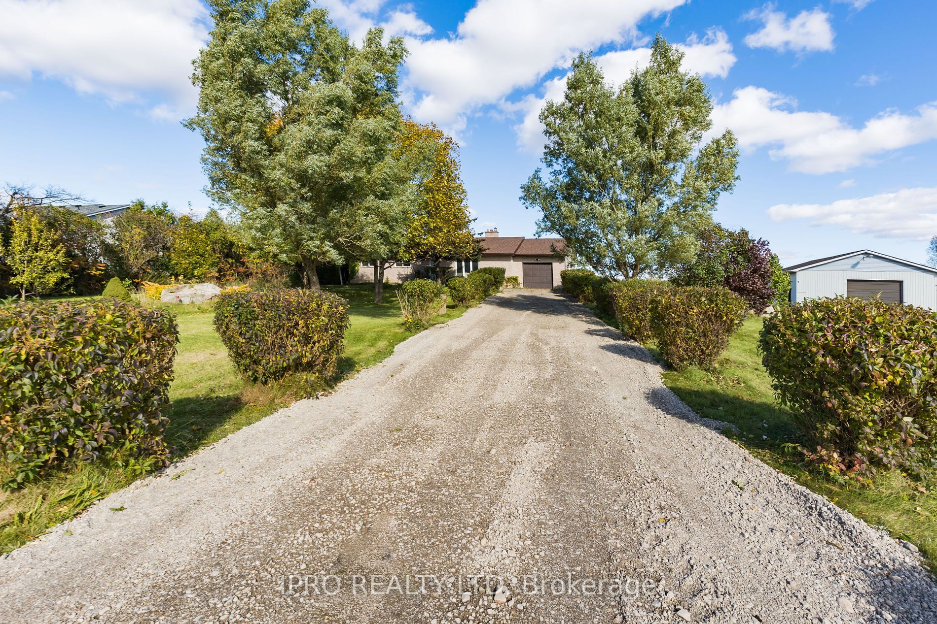1718 Highway 6 Rd E