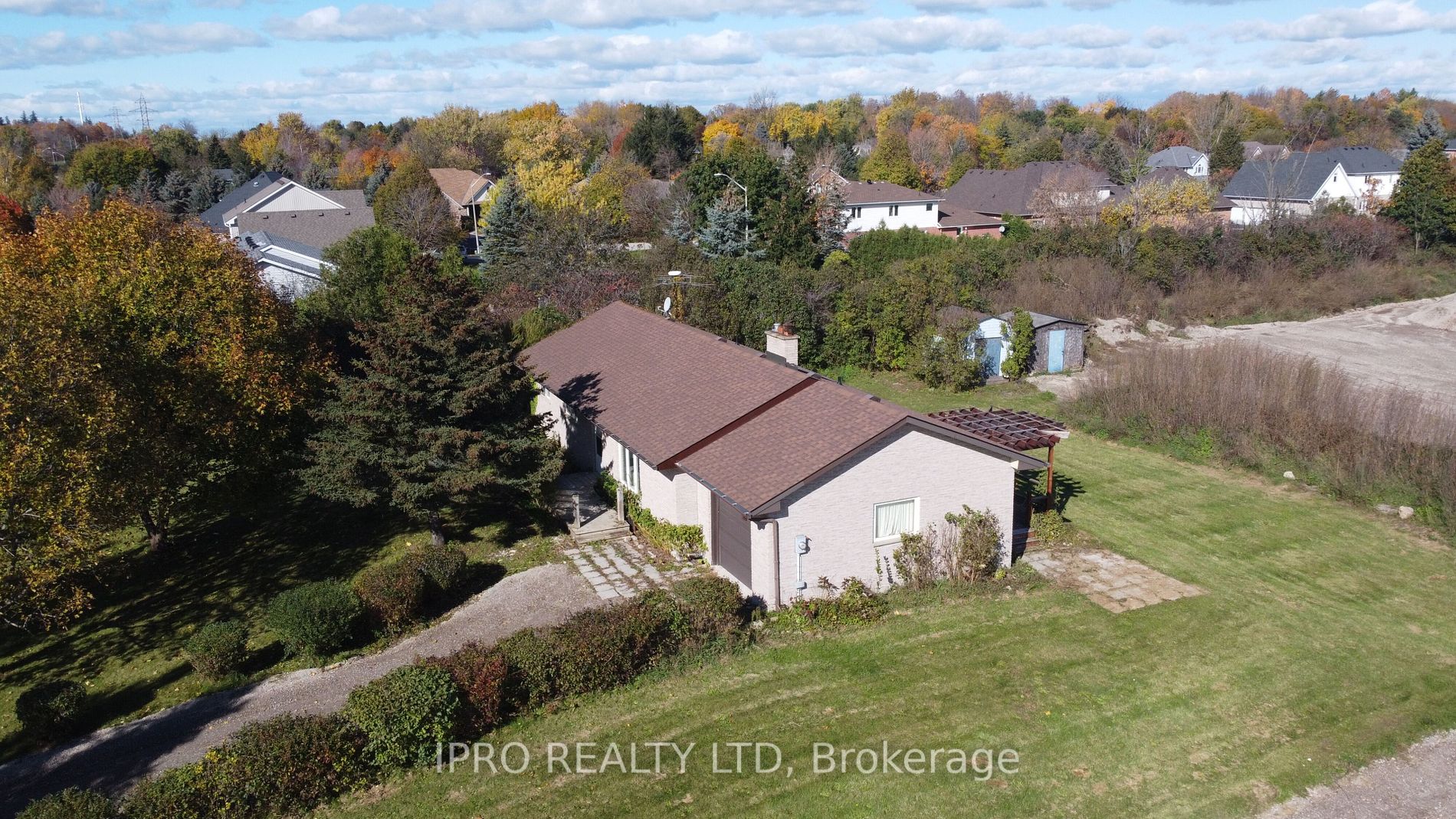 1718 Highway 6 Rd E
