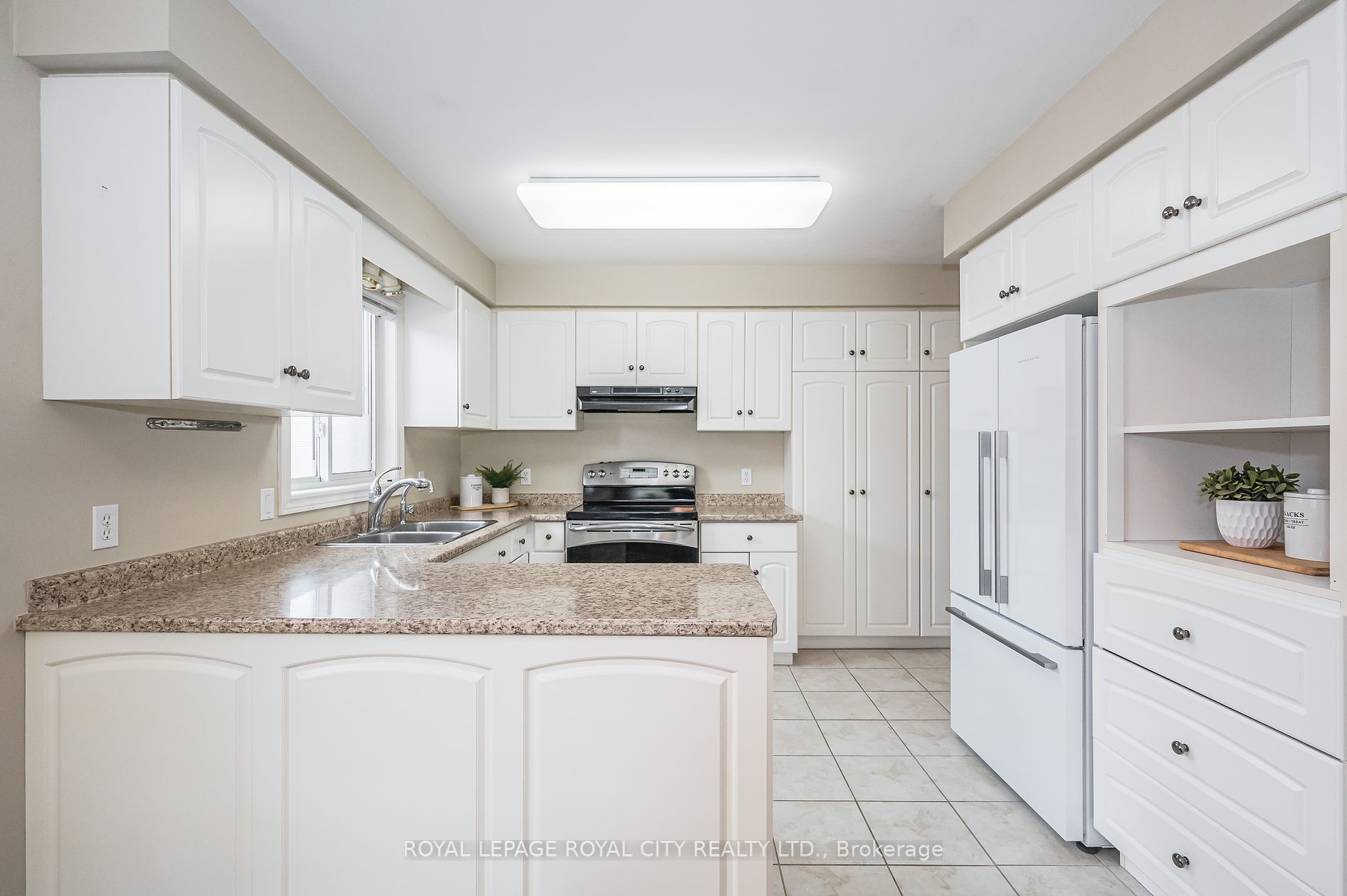 24 Beechlawn Boulevard, #N/A