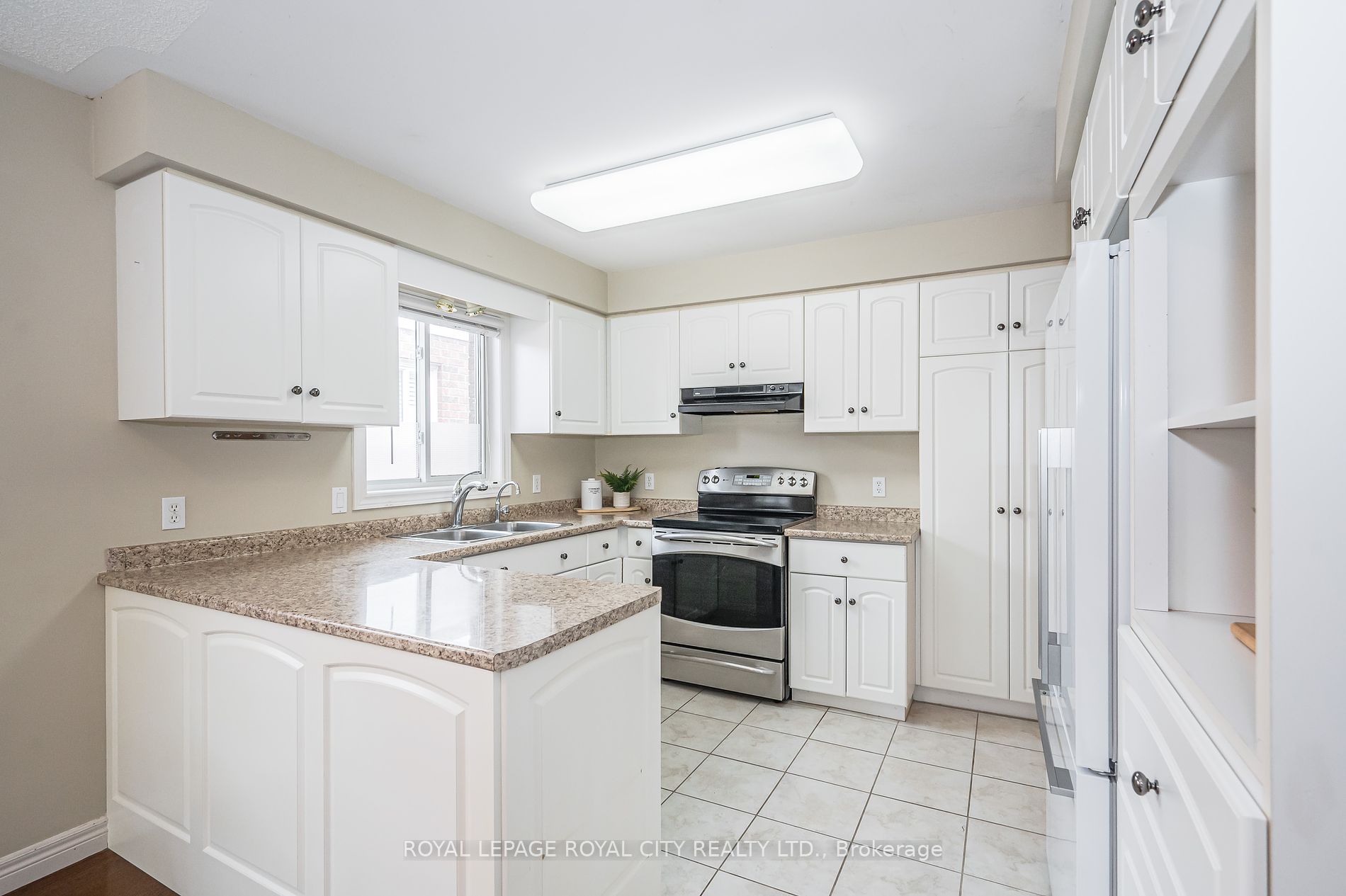 24 Beechlawn Boulevard, #N/A