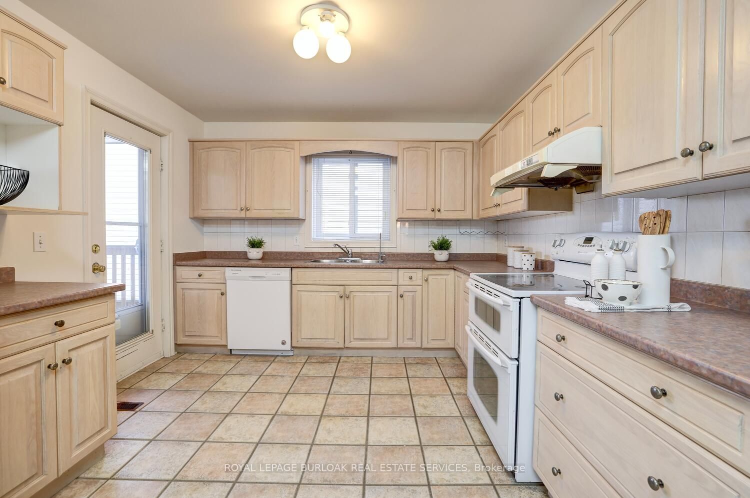 8055 Pinellas Park Dr