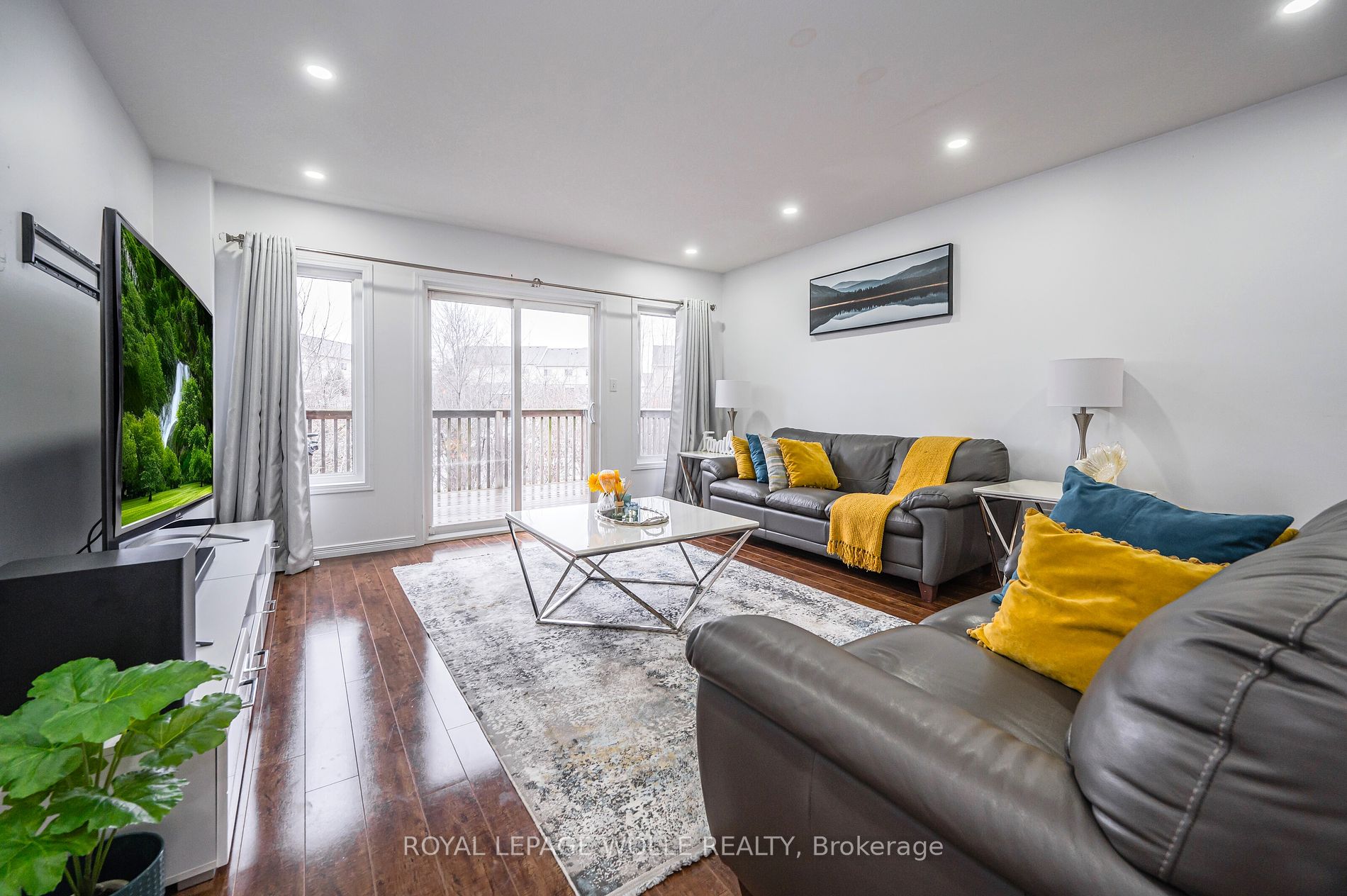 285 Old Huron Road, #6