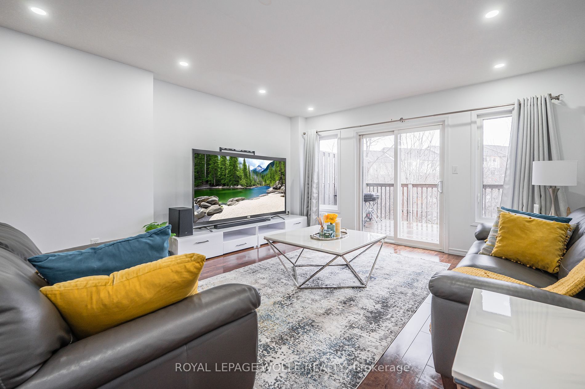 285 Old Huron Road, #6