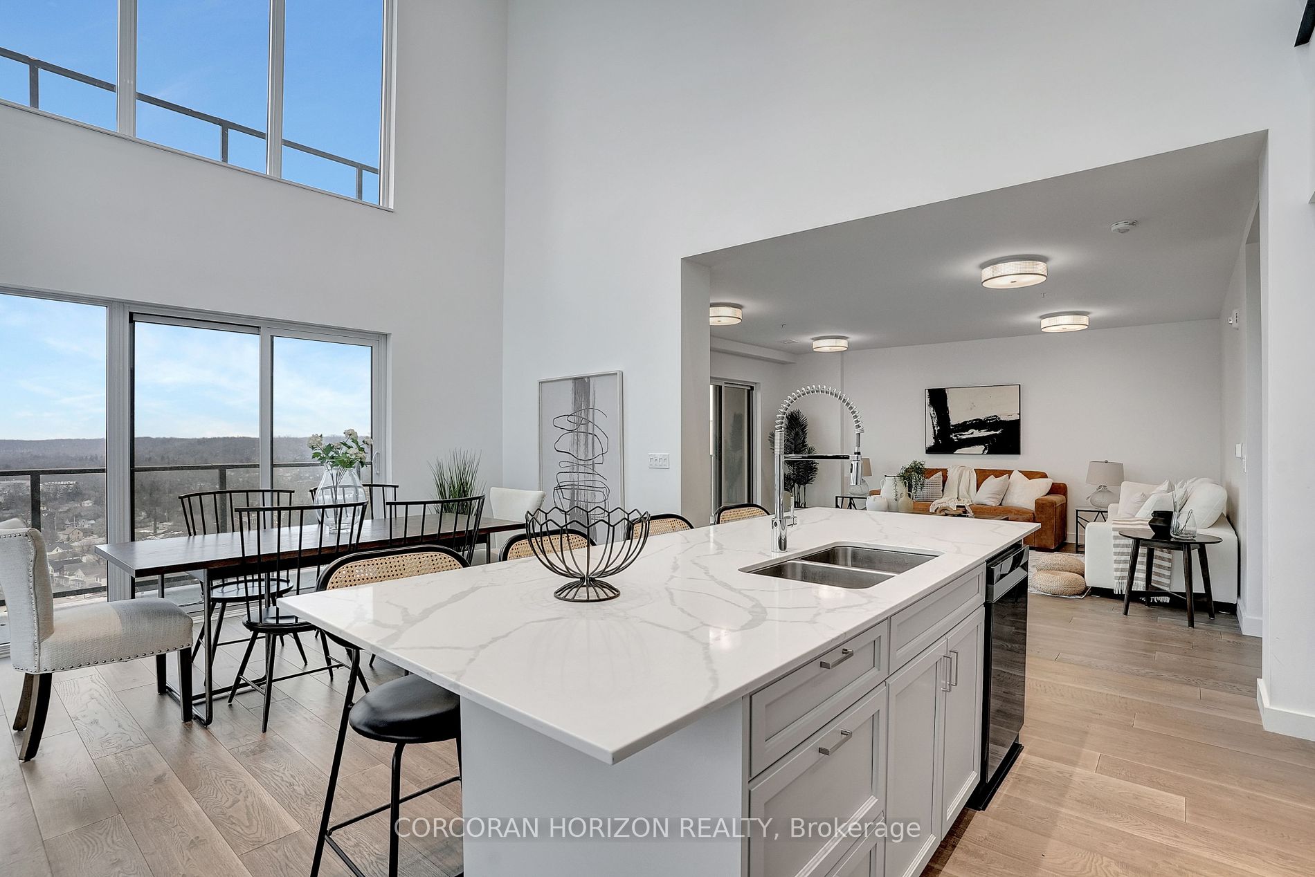 50 Grand Avenue S, #1910