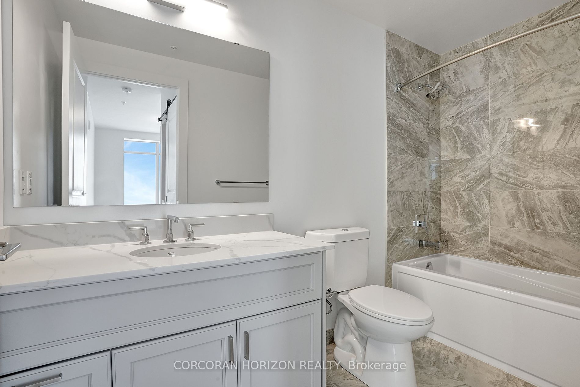 50 Grand Avenue S, #1910