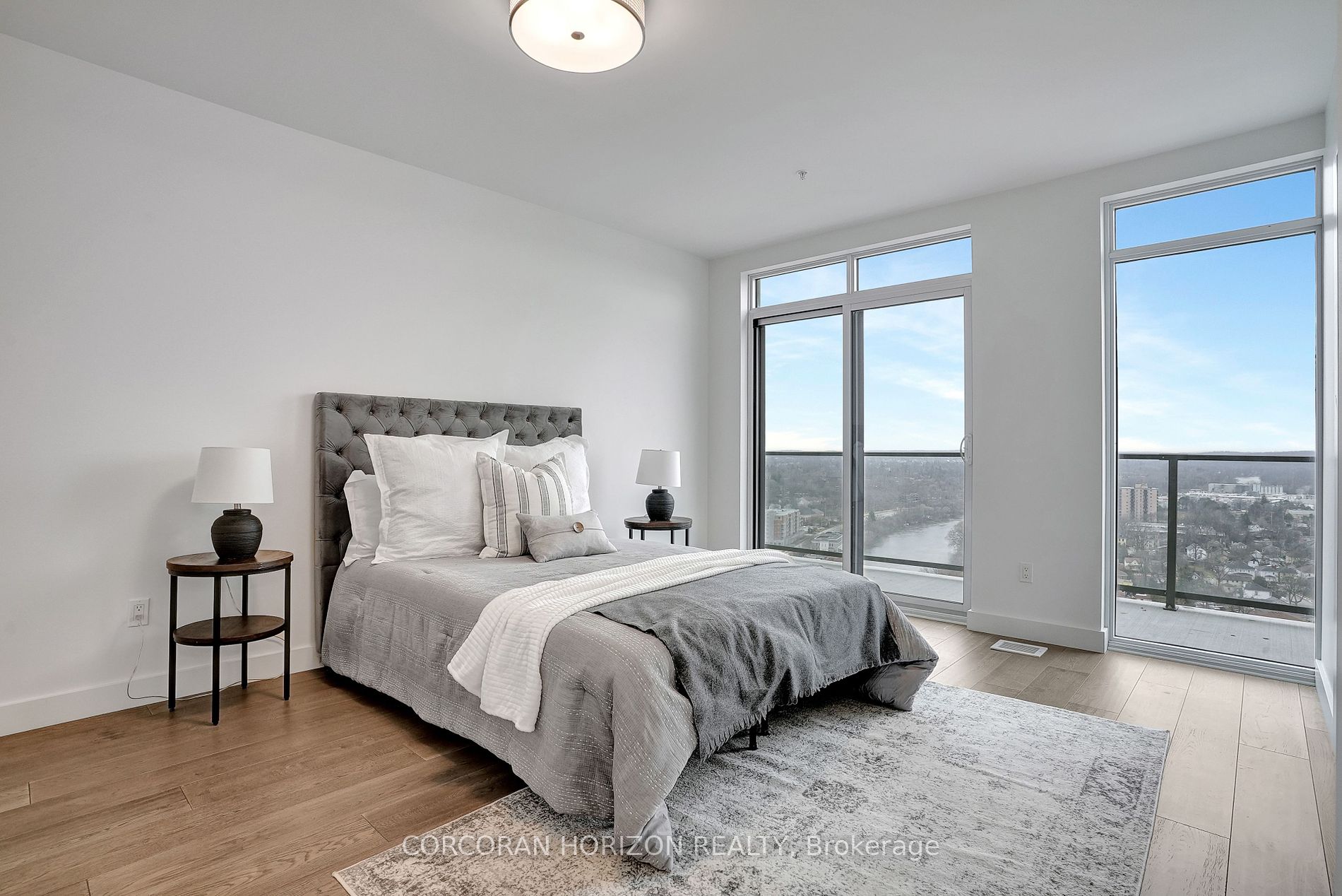 50 Grand Avenue S, #1910
