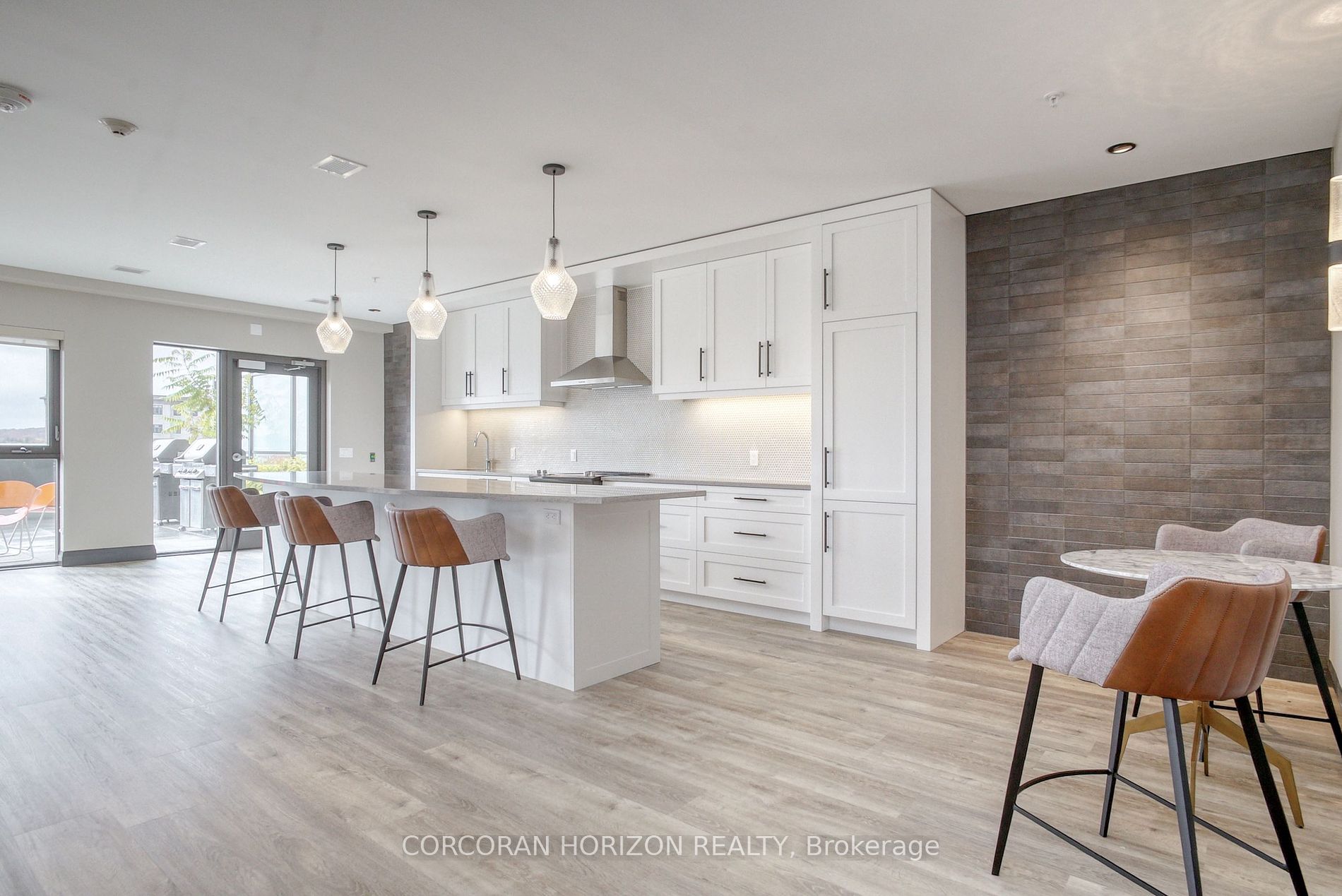 50 Grand Avenue S, #1910