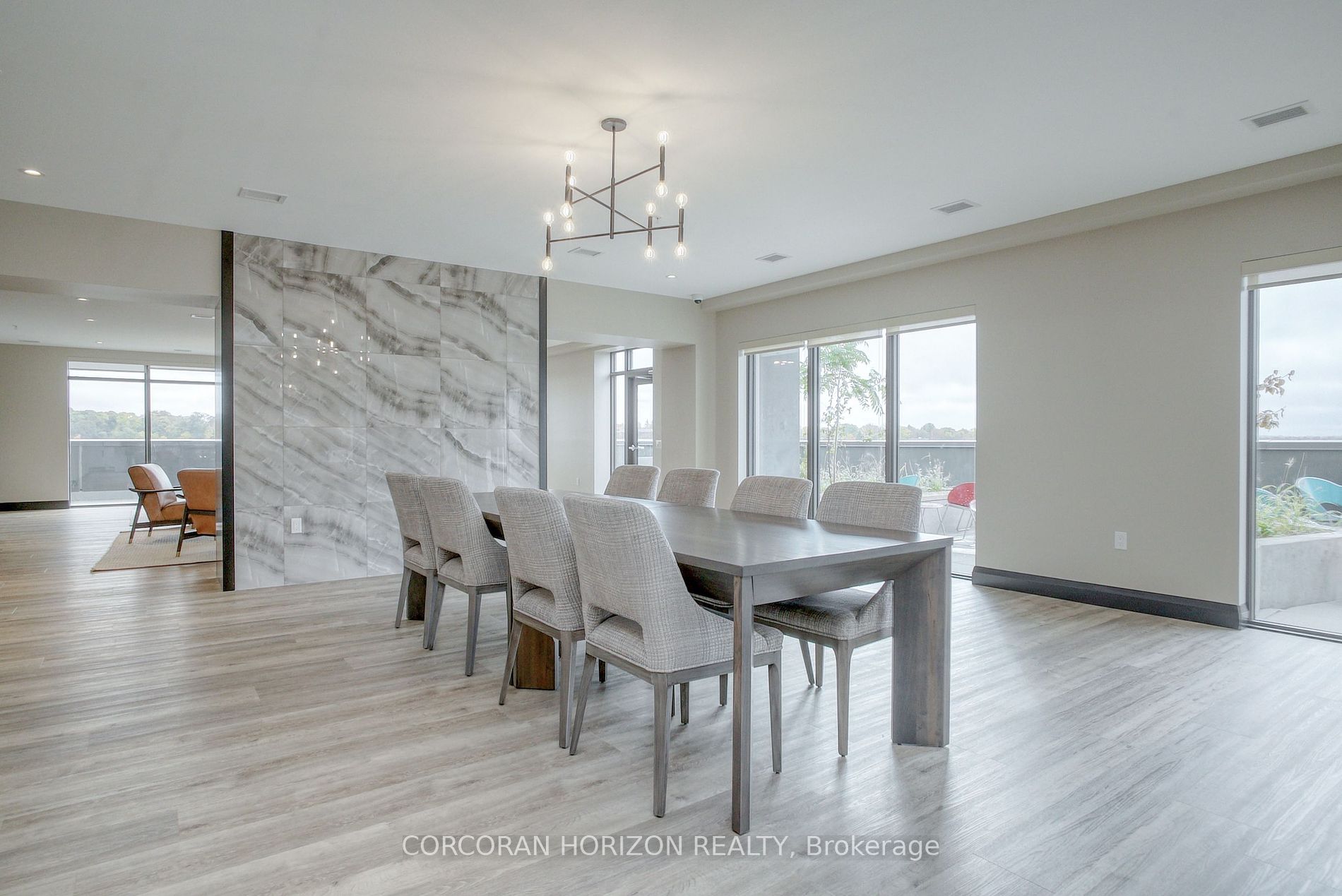 50 Grand Avenue S, #1910