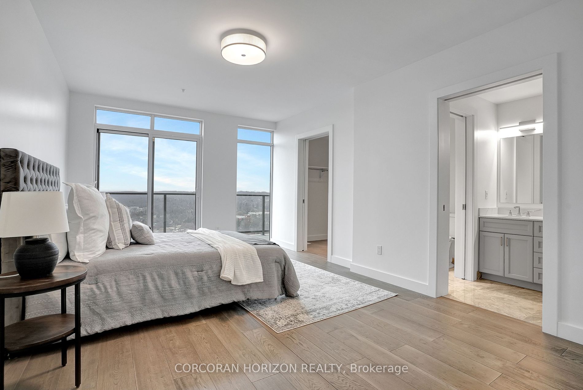 50 Grand Avenue S, #1910