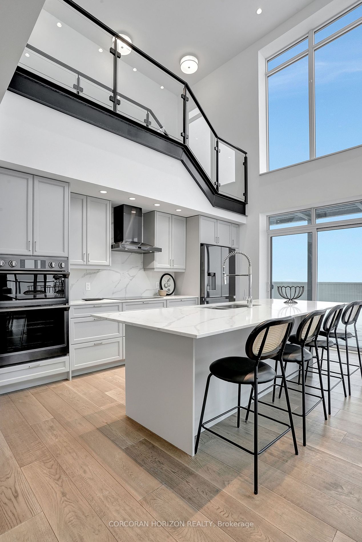 50 Grand Avenue S, #1910