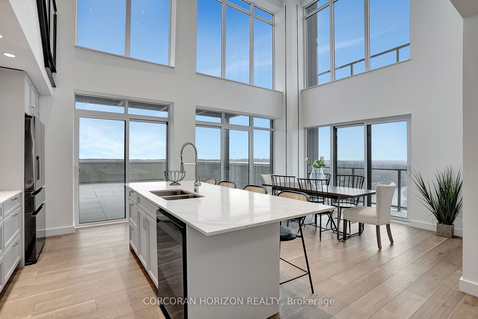 50 Grand Avenue S, #1910