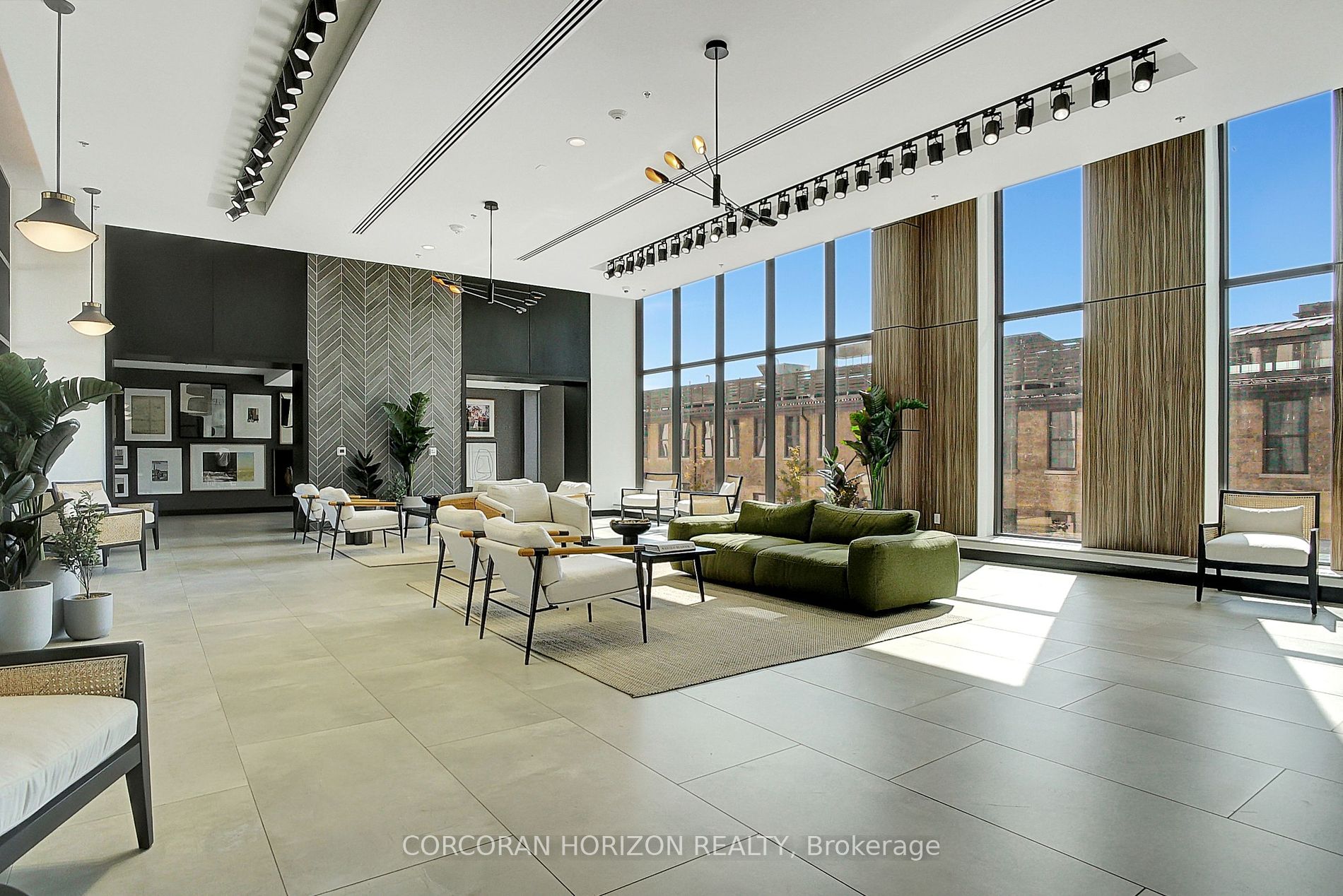 50 Grand Avenue S, #1910