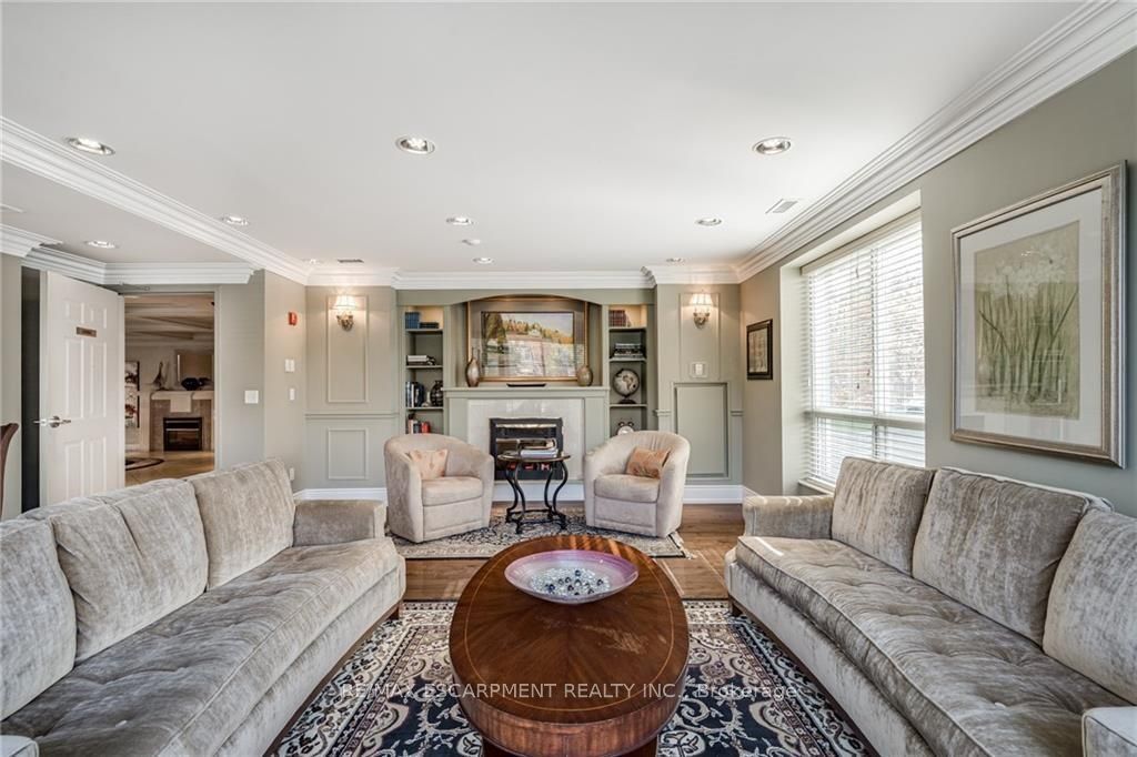 3000 CREEKSIDE Drive, #508