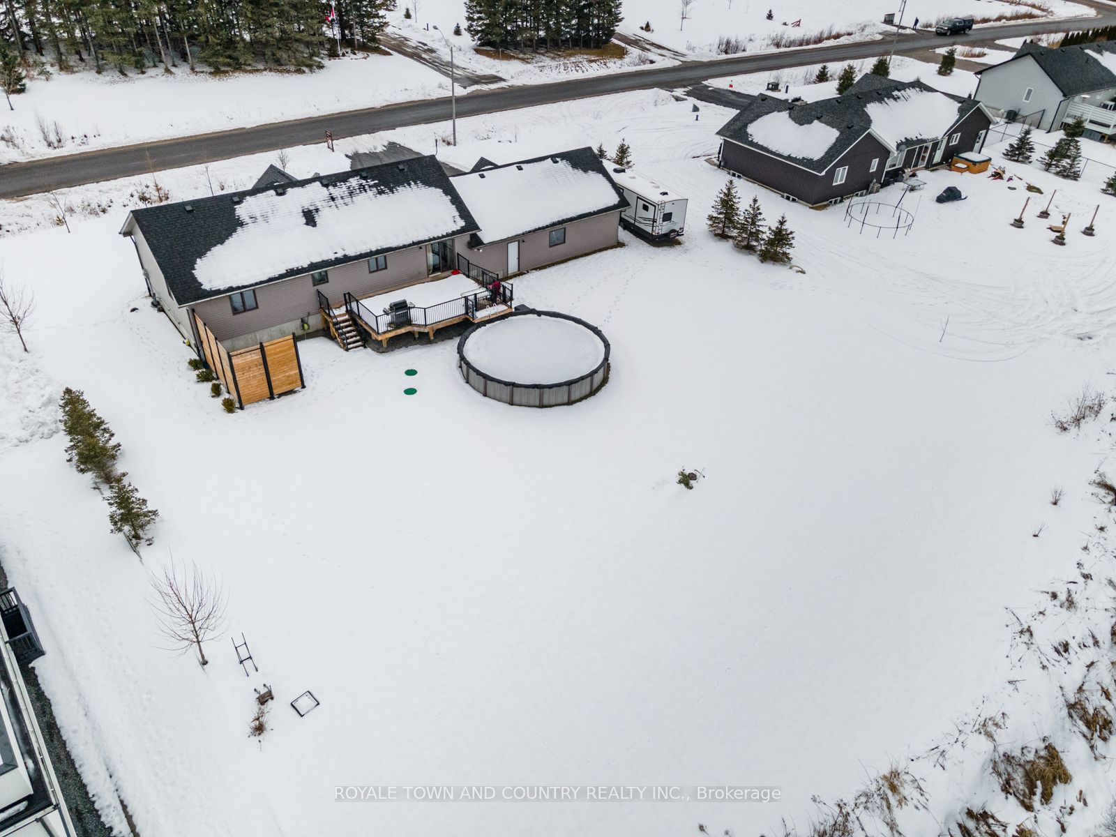 7 Rustlewood Avenue