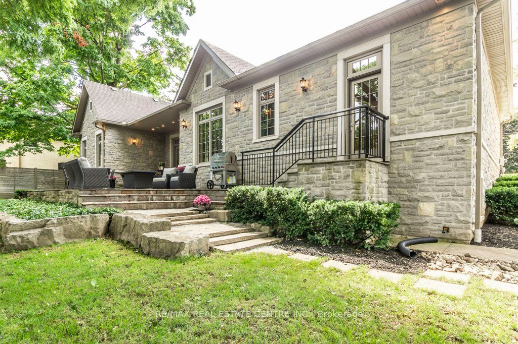 63 Metcalfe Street