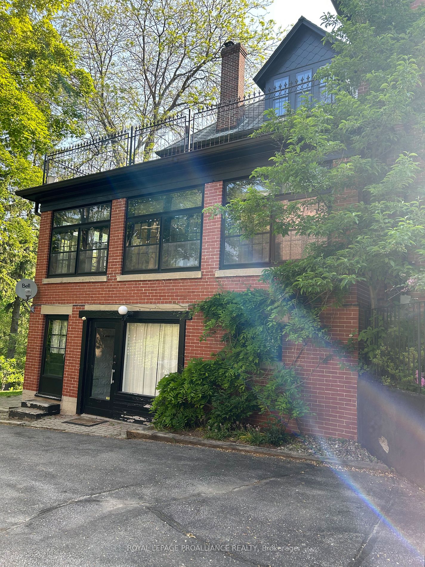 28 Bedford St