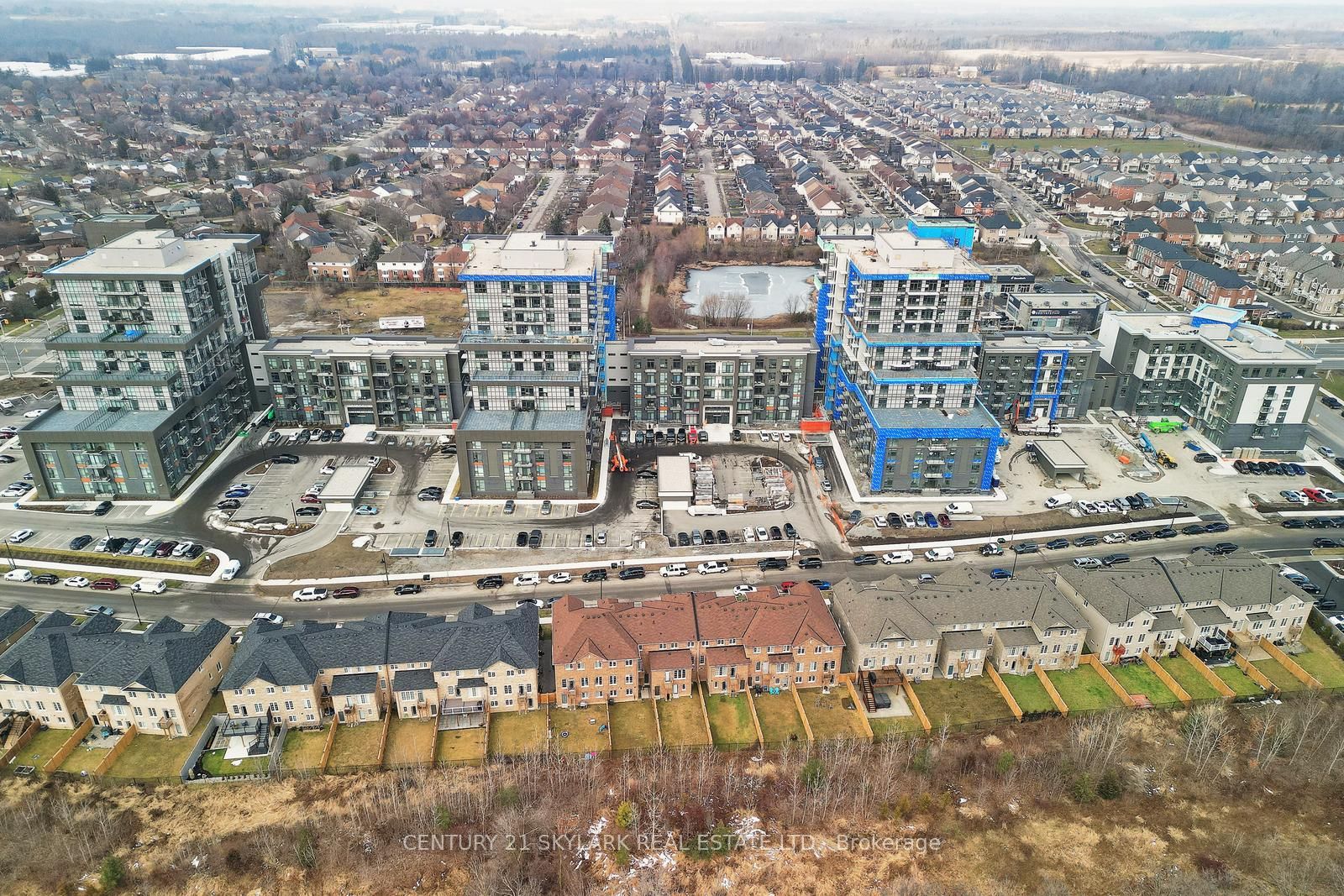 460 Dundas Street E #401