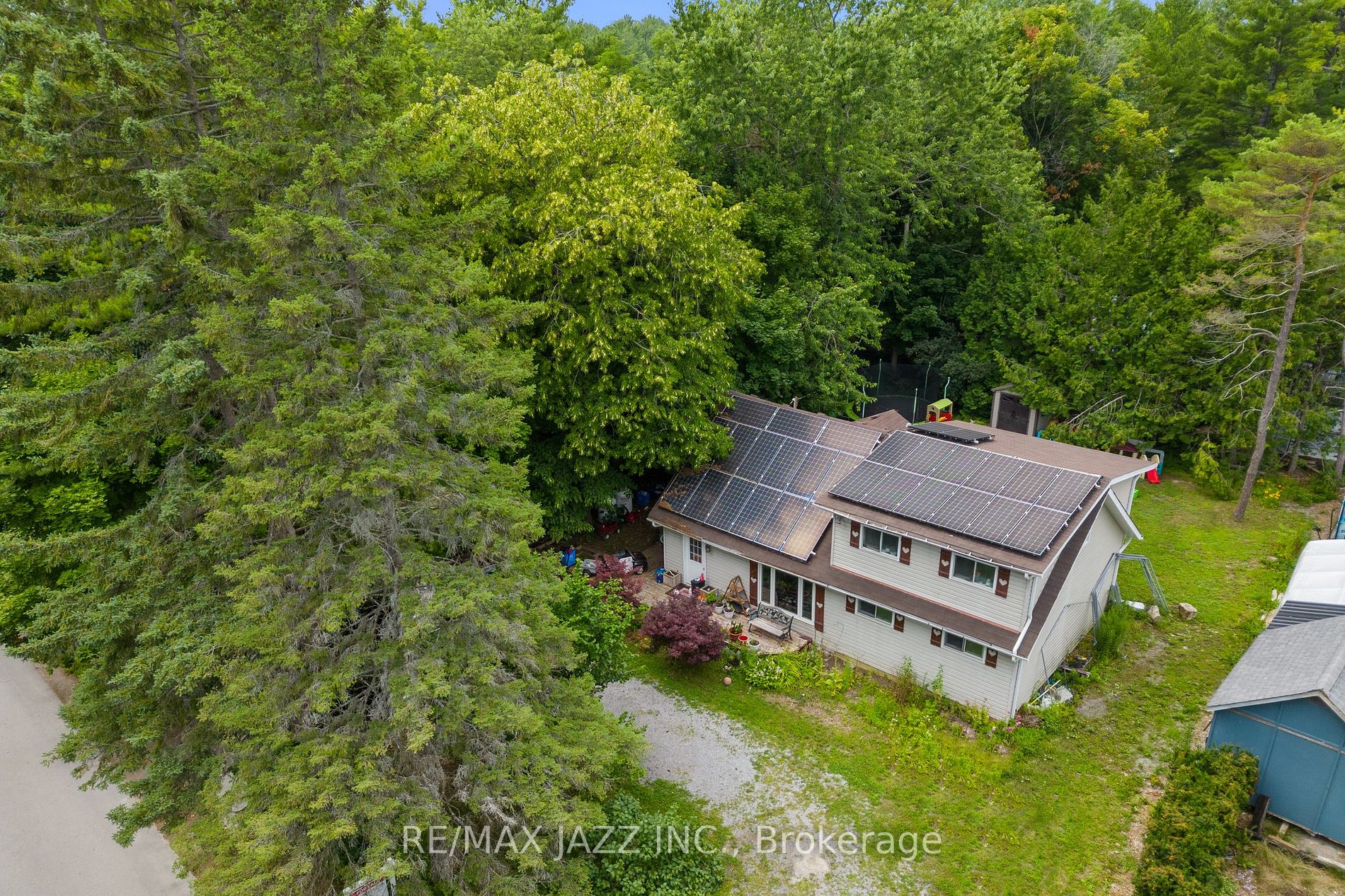 11 Edgewood Drive