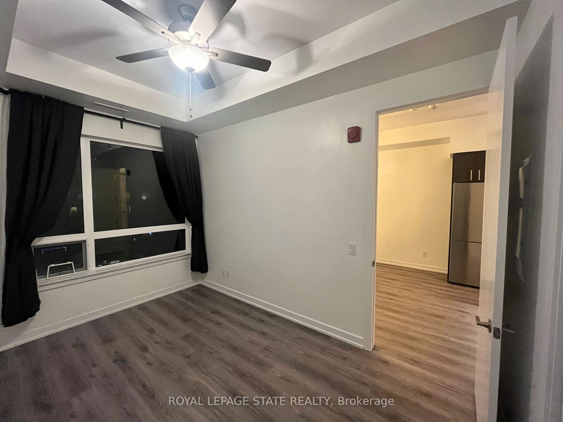 10 Esplanade Lane #616
