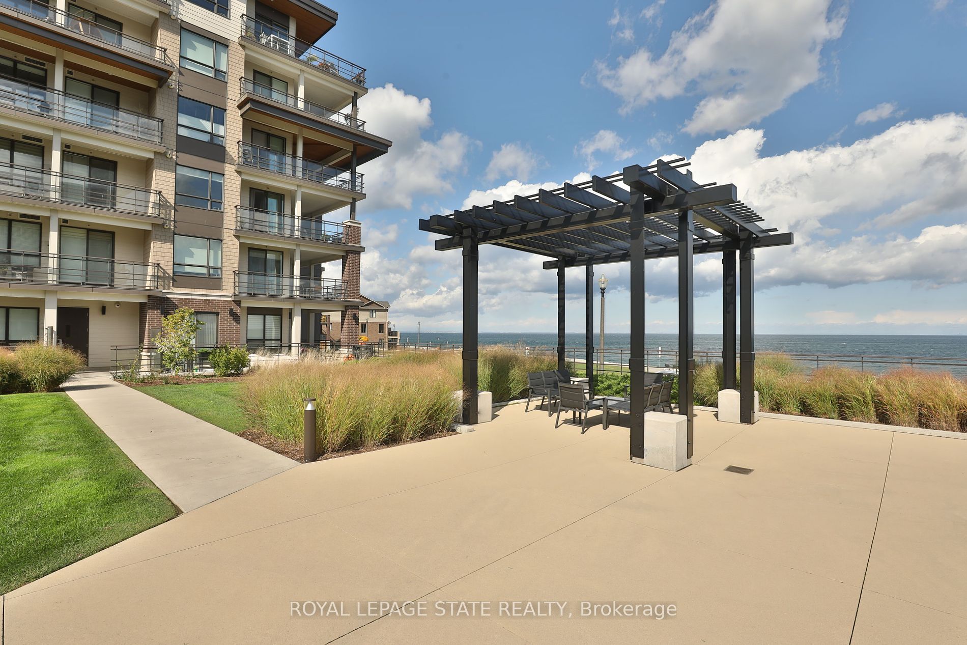 10 Esplanade Lane #616