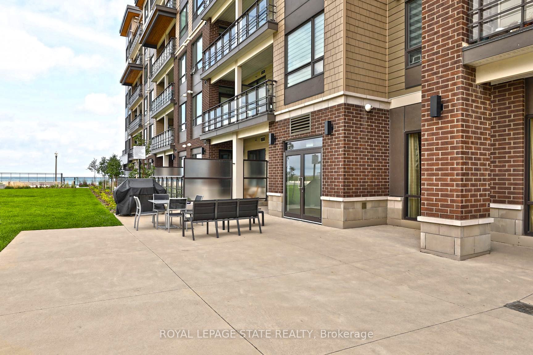 10 Esplanade Lane #616