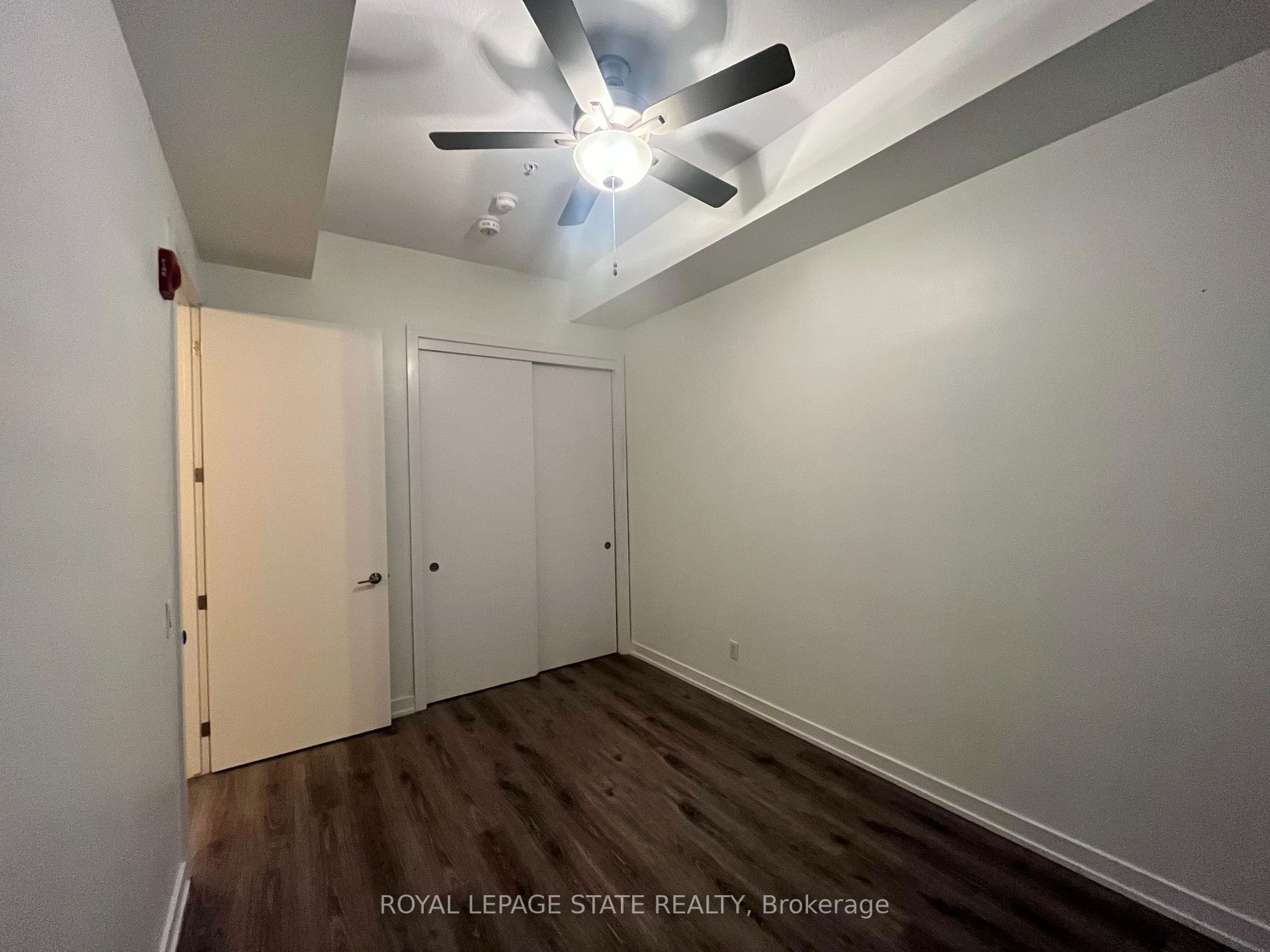 10 Esplanade Lane #616