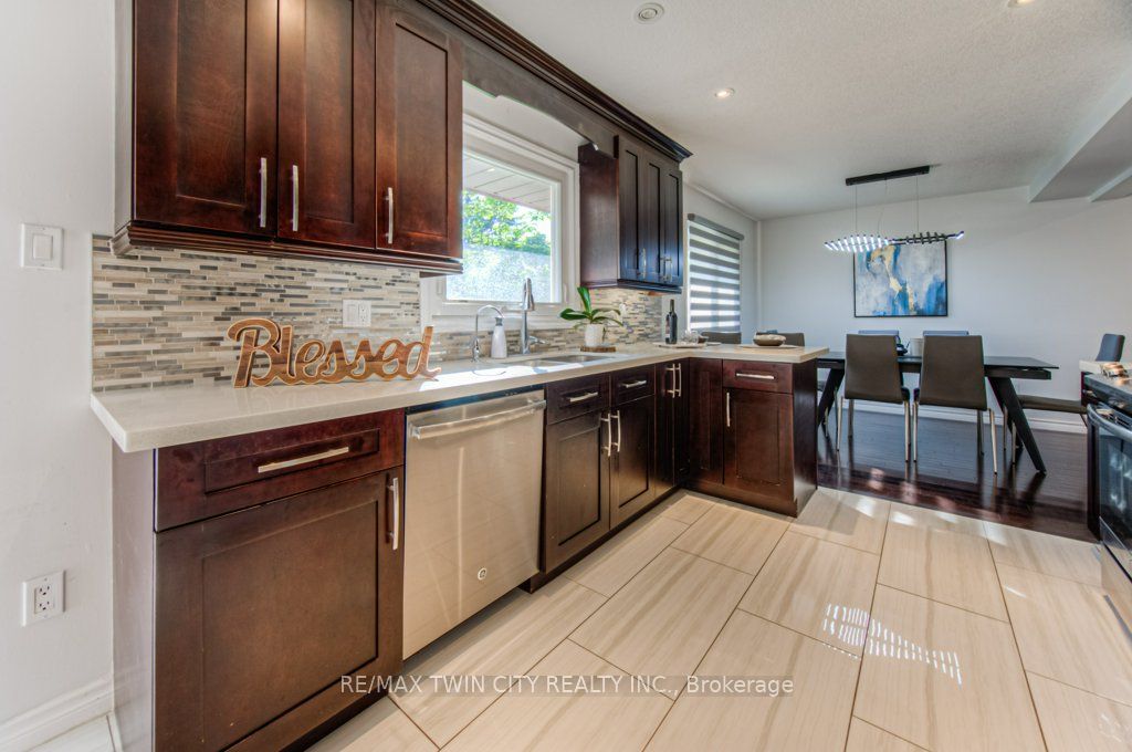 139 Downey Road