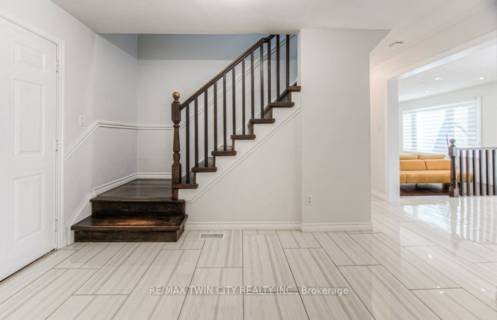 139 Downey Road