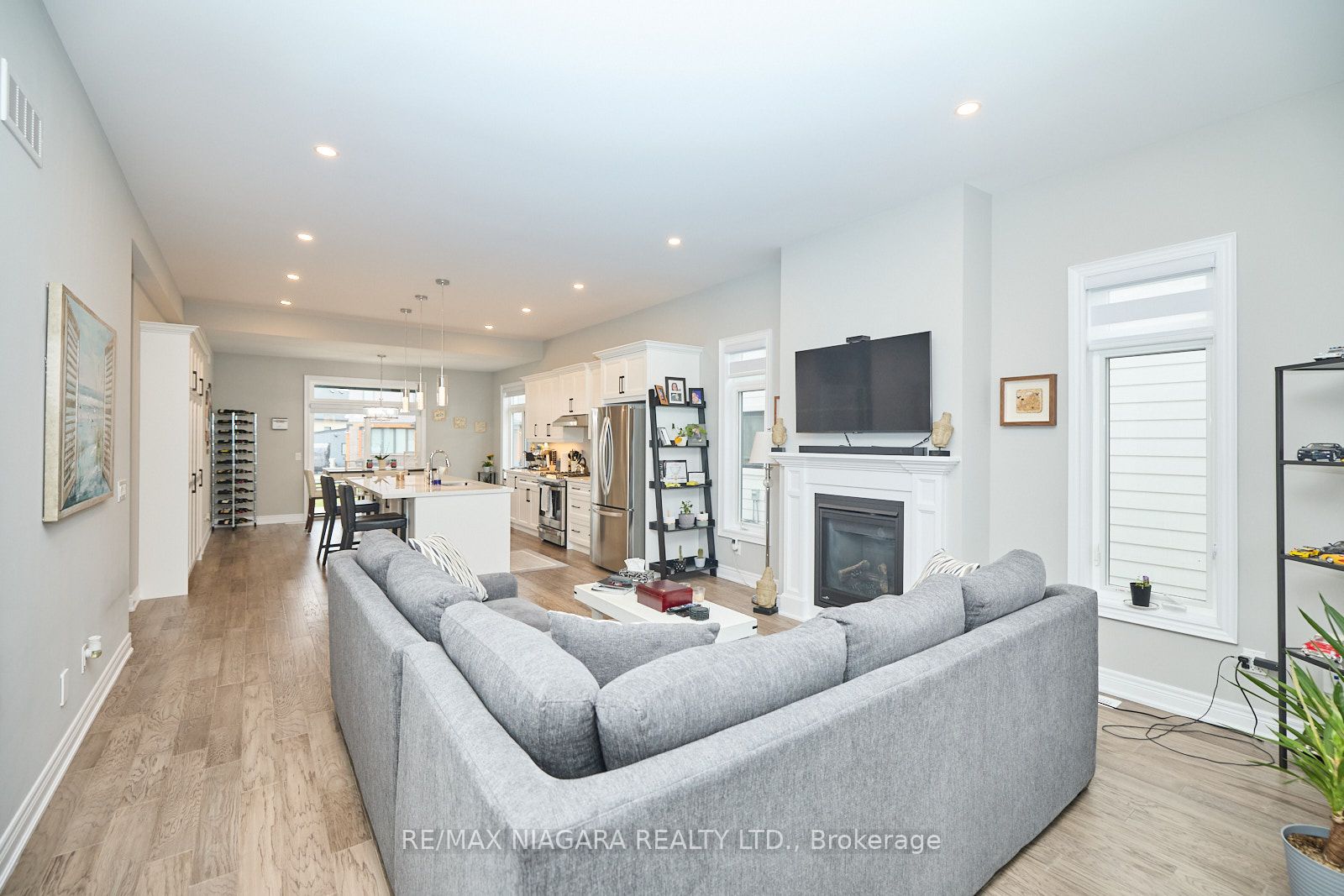 3544 Canfield Crescent