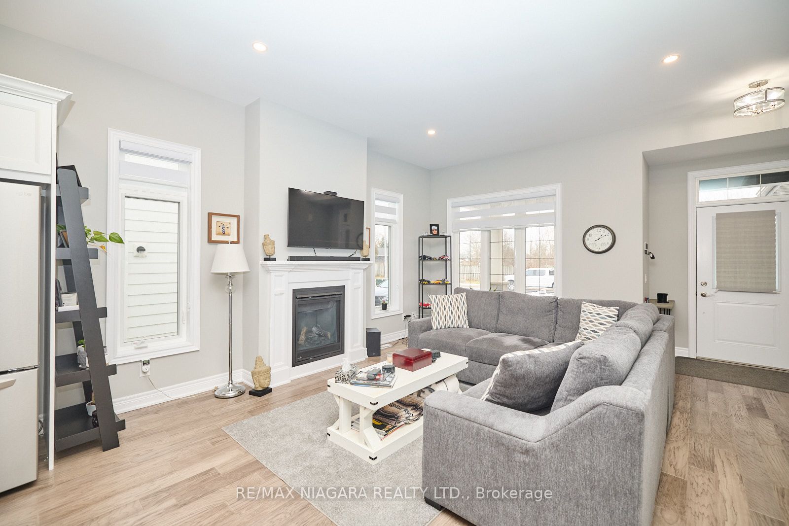 3544 Canfield Crescent