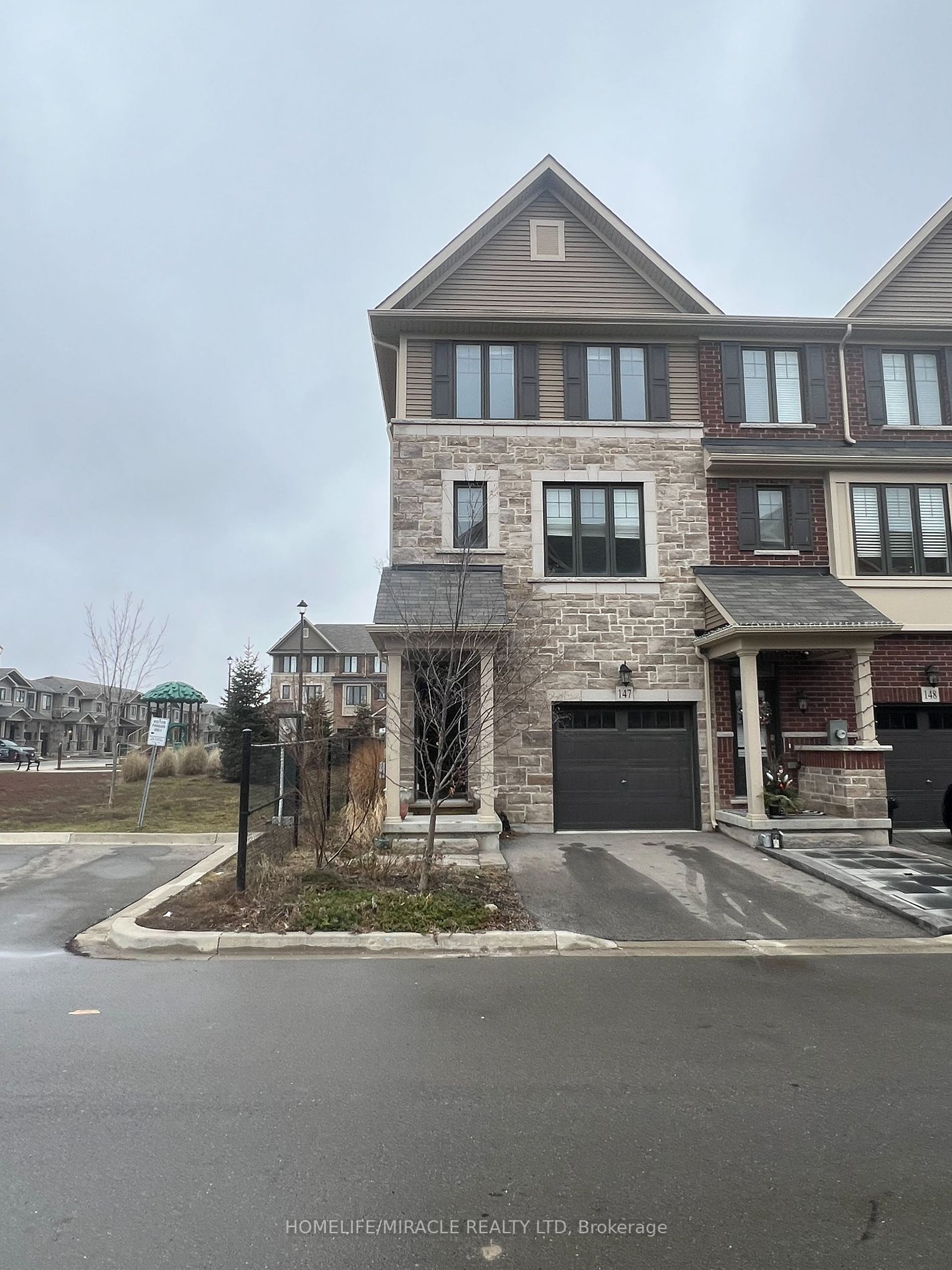 1890 Rymal Rd E, #147