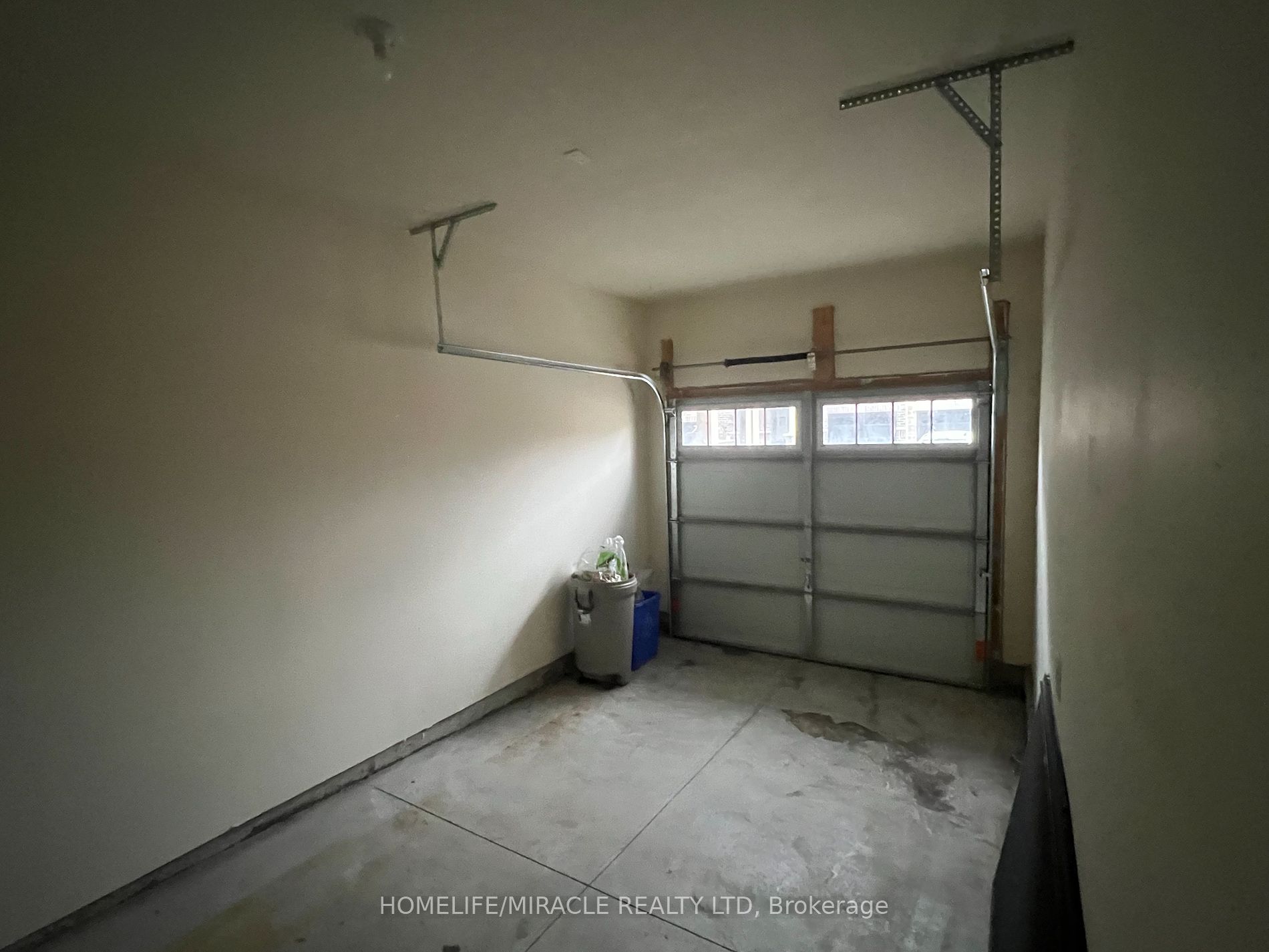 1890 Rymal Rd E, #147