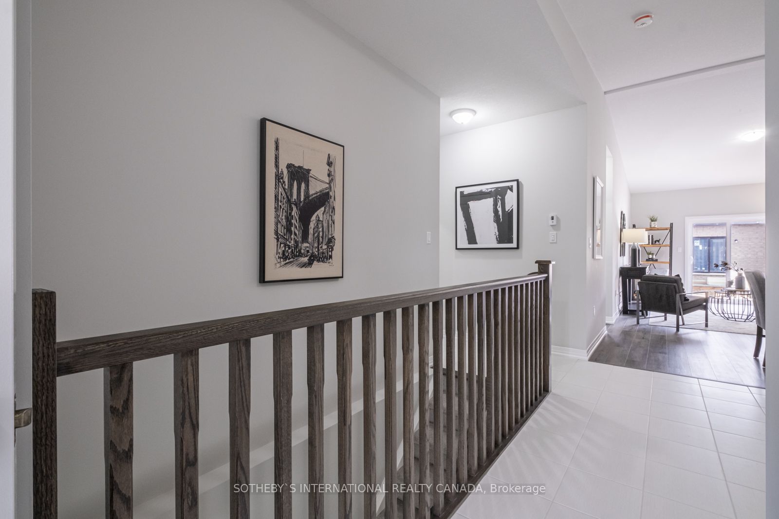 550 GREY Street #52