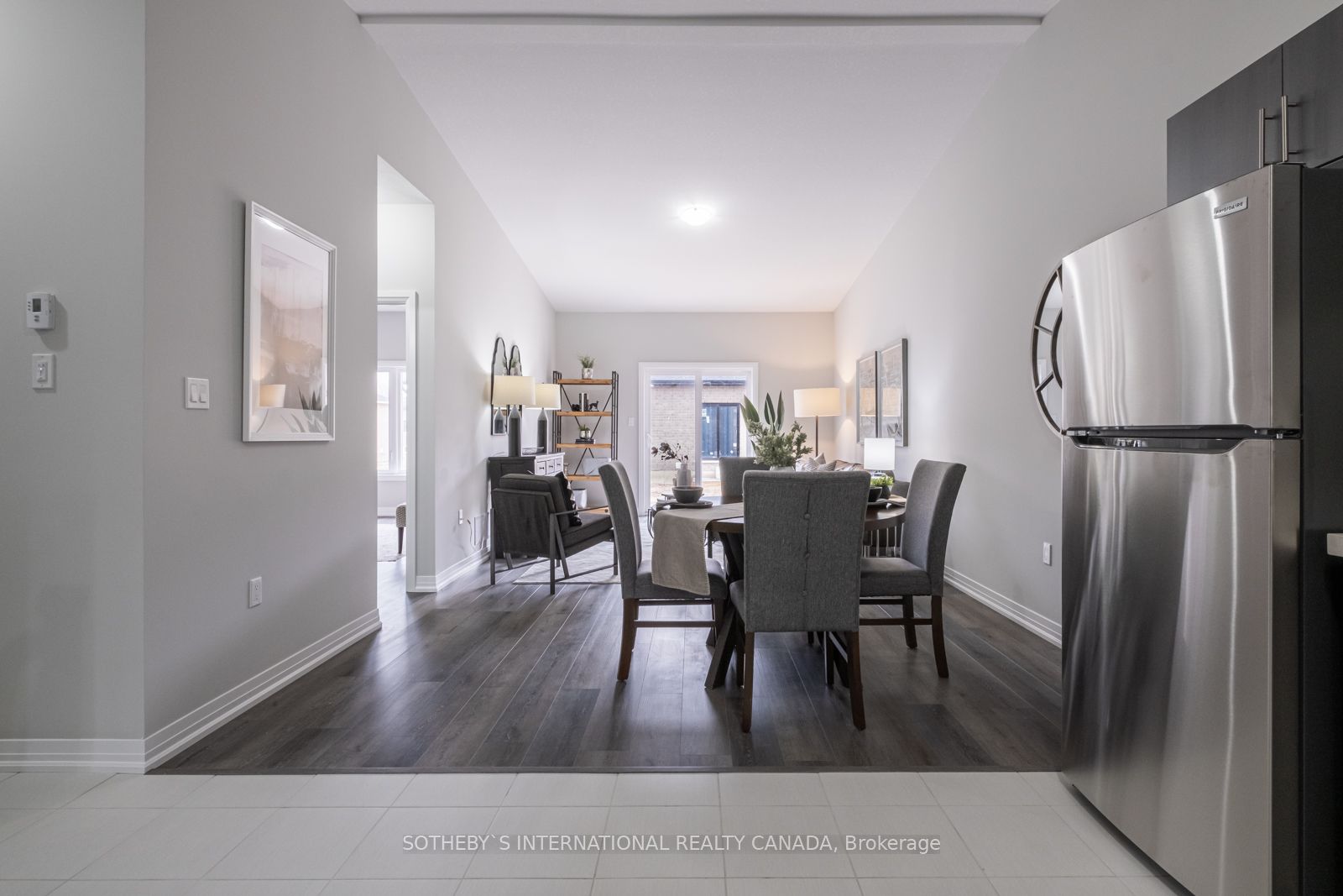 550 GREY Street #52