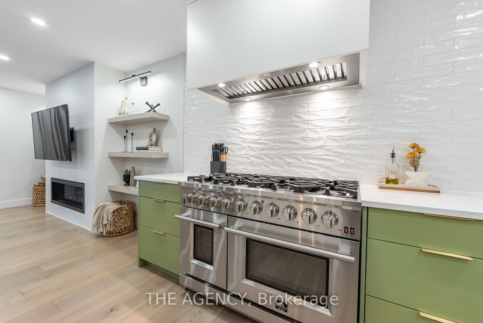 514 Oxbow Rd