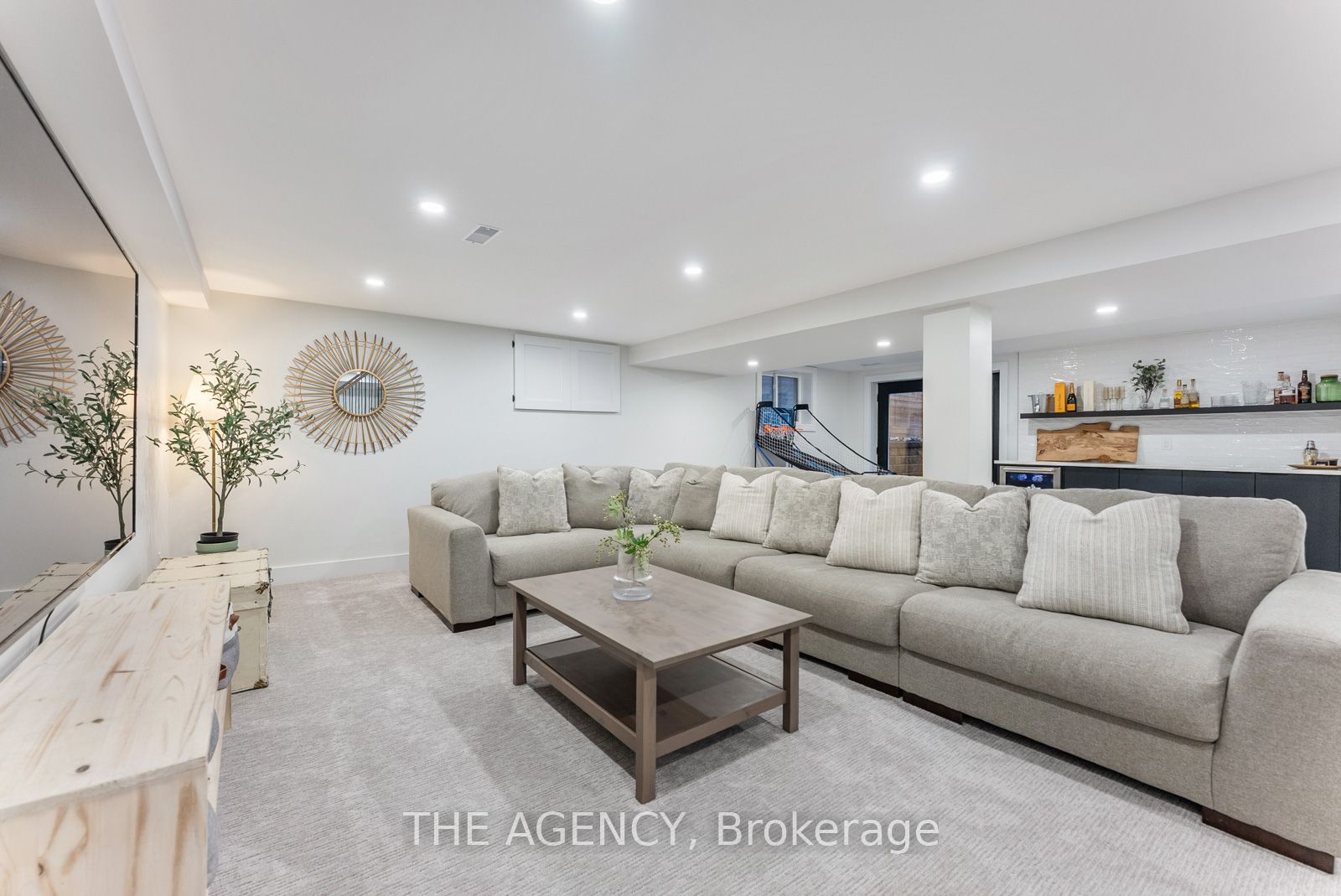 514 Oxbow Rd