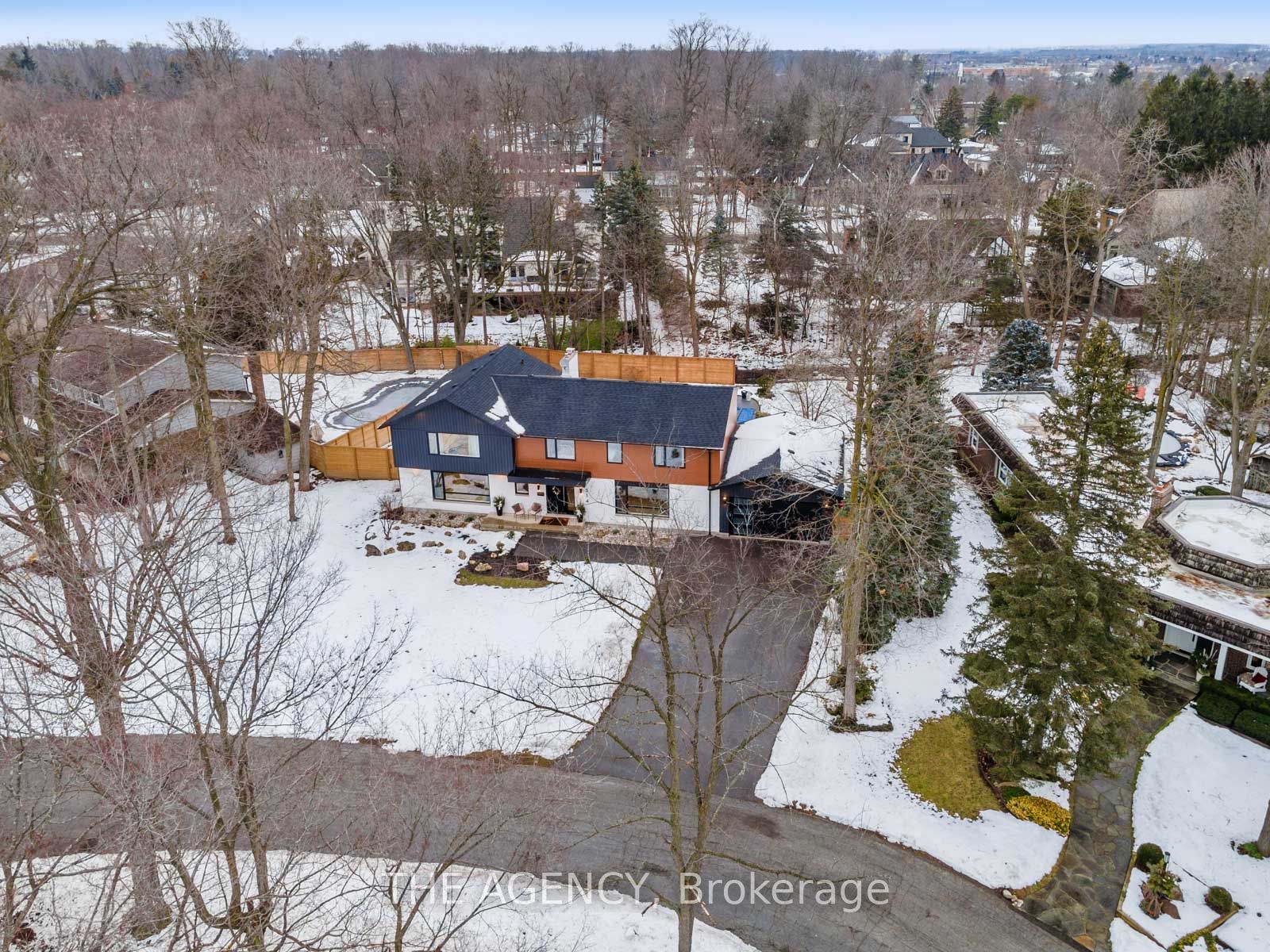 514 Oxbow Rd