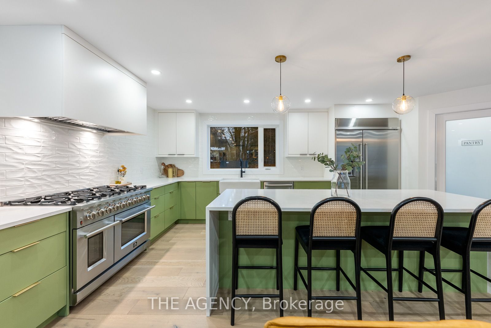 514 Oxbow Rd