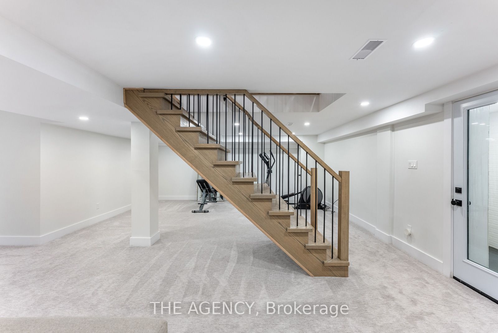 514 Oxbow Rd