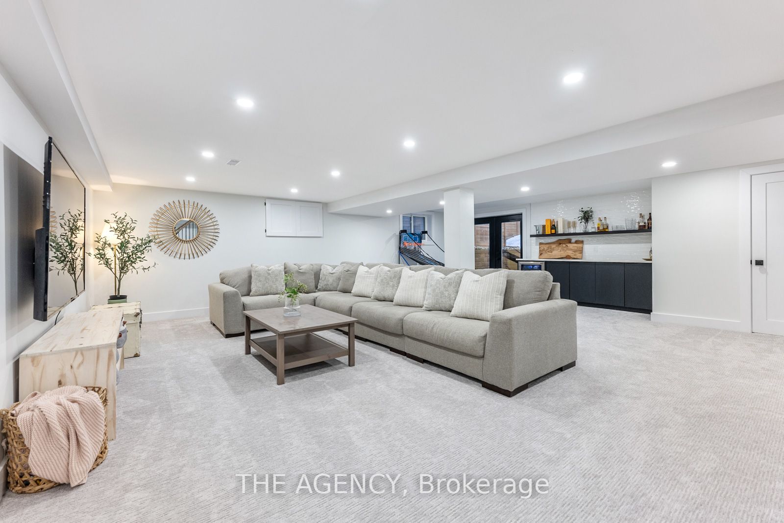 514 Oxbow Rd
