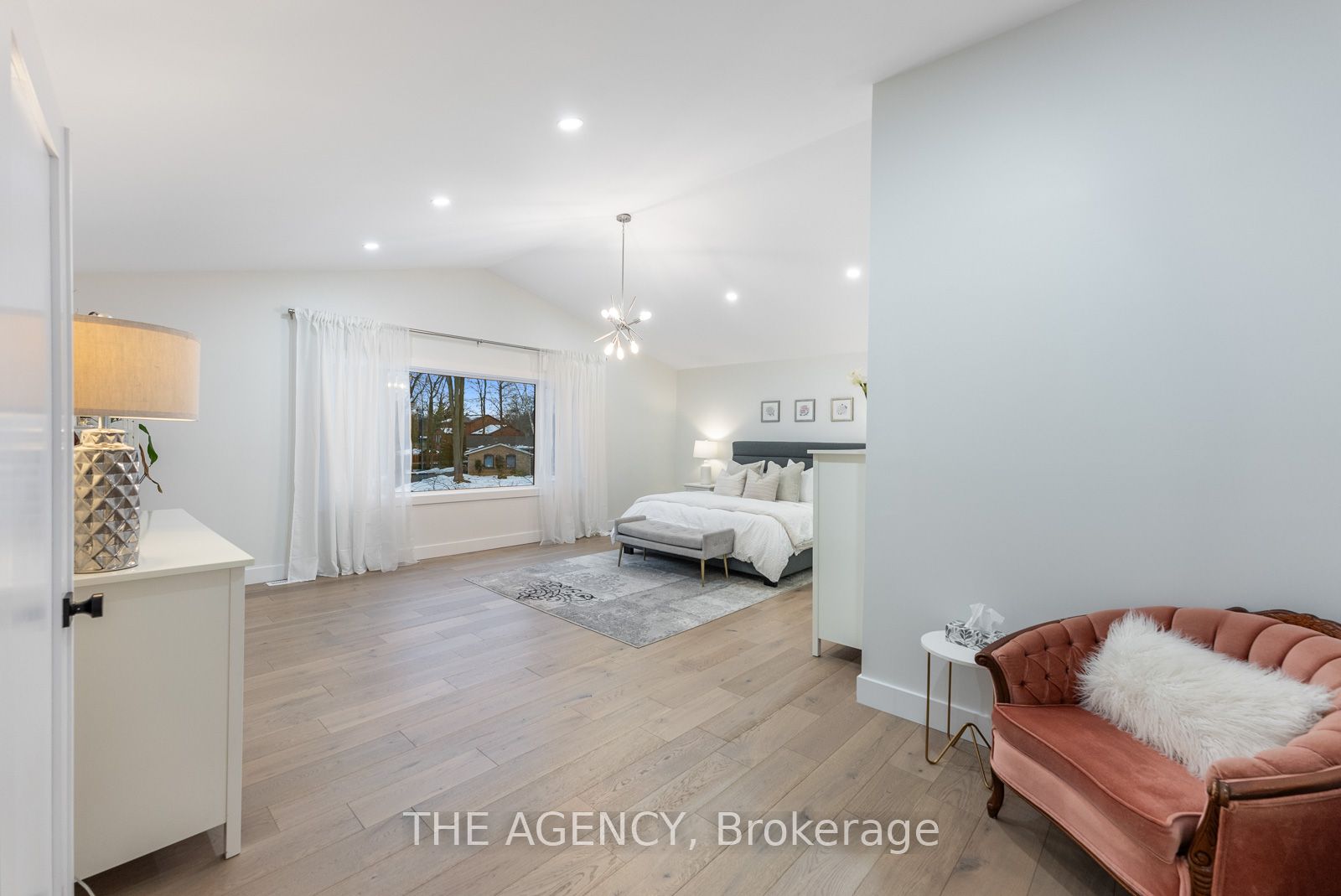 514 Oxbow Rd