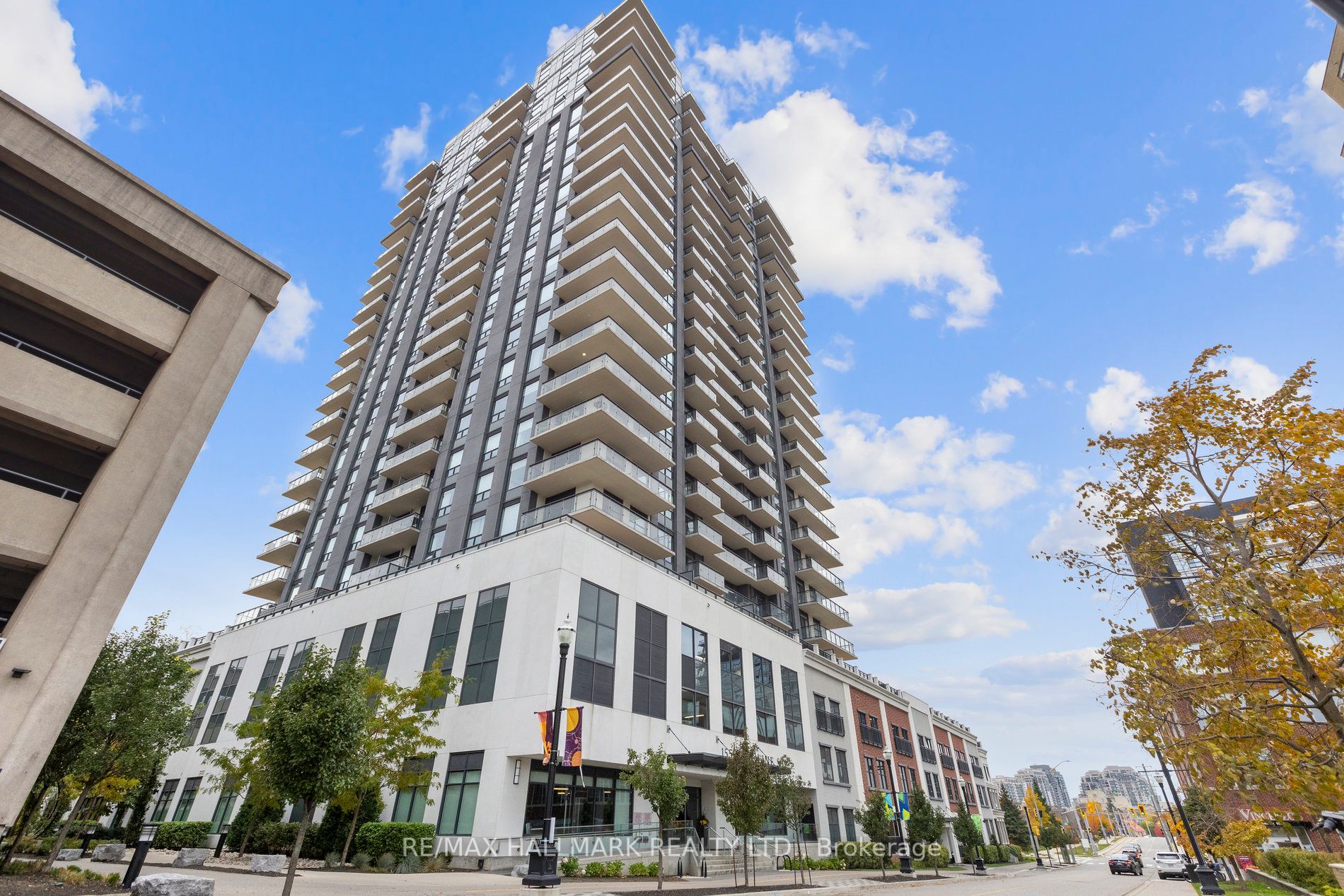 155 Caroline St, #Ph2103