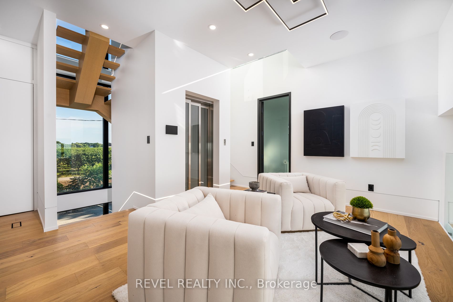 6 Firelane 11a Street