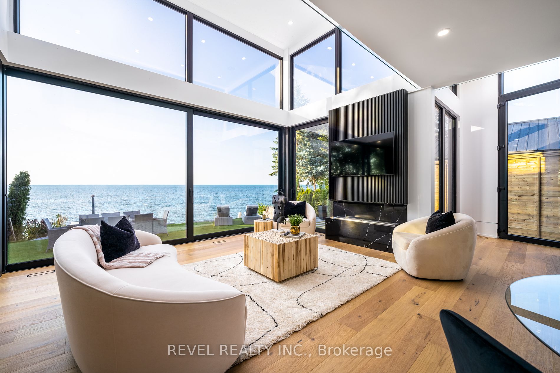 6 Firelane 11a Street