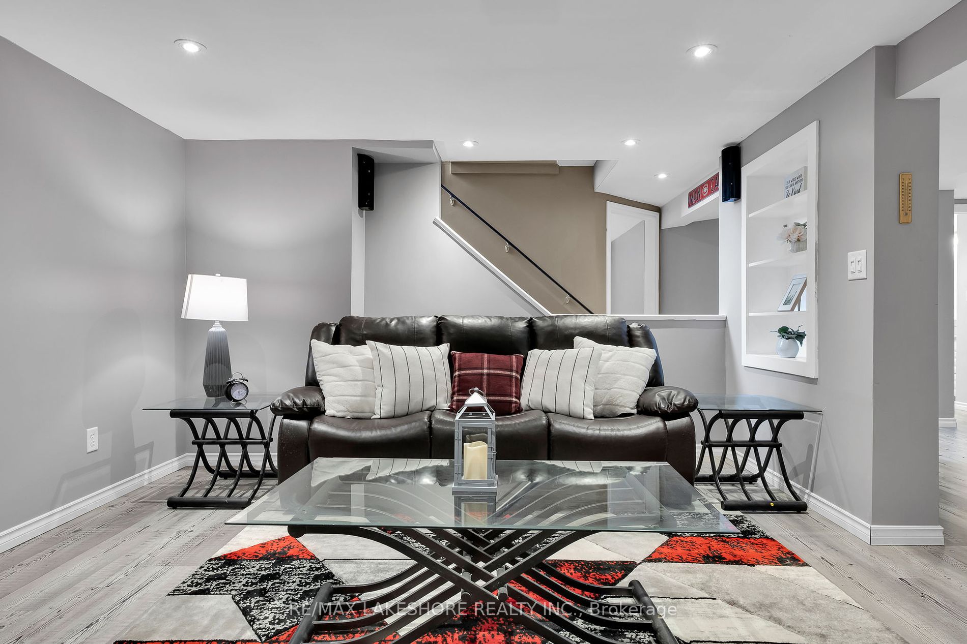 2493 CASTLE HILL Drive